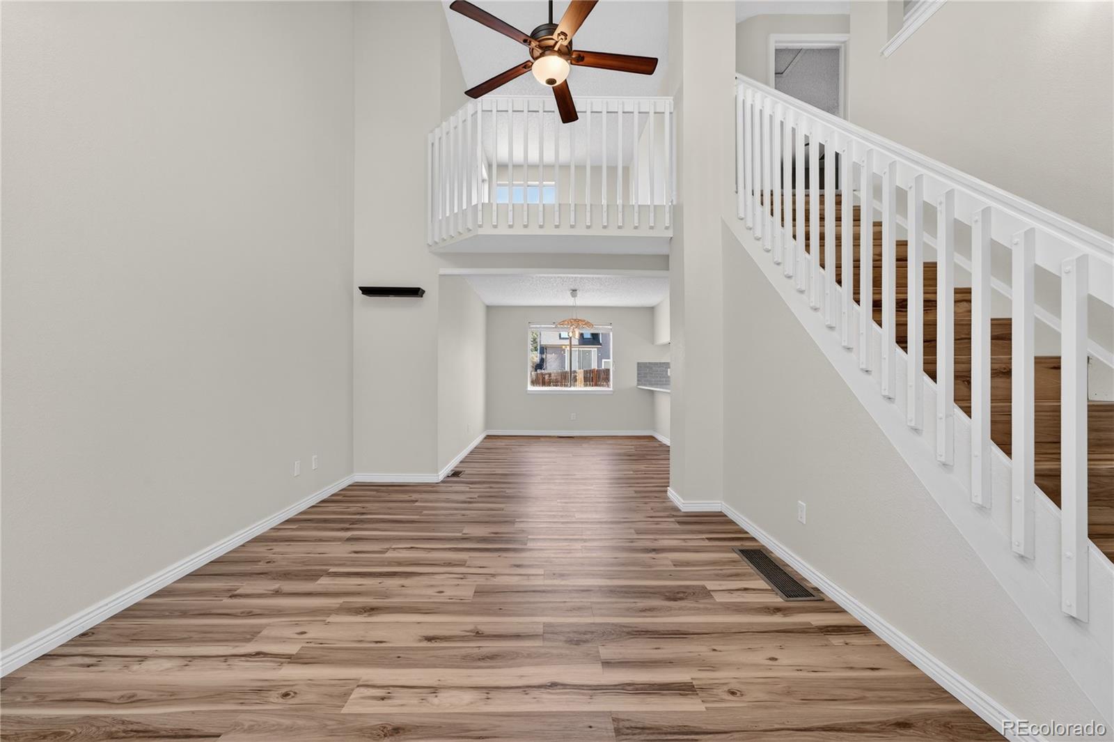MLS Image #7 for 5066 s genoa street,centennial, Colorado