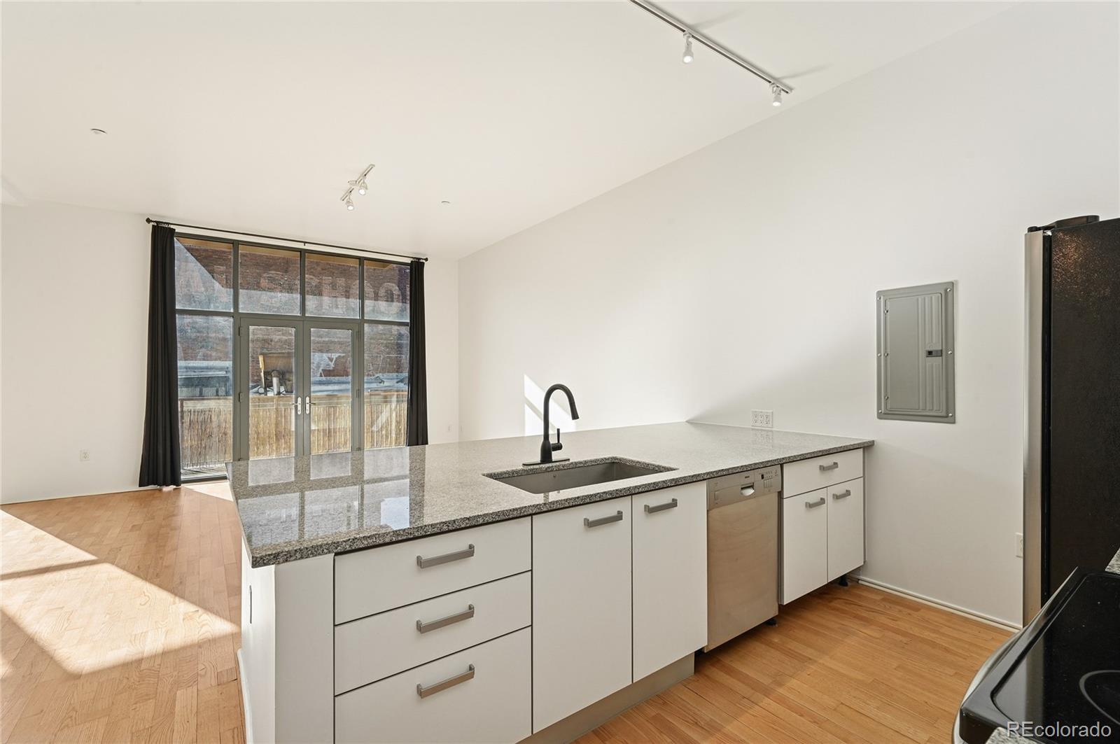 MLS Image #7 for 3100  huron street,denver, Colorado