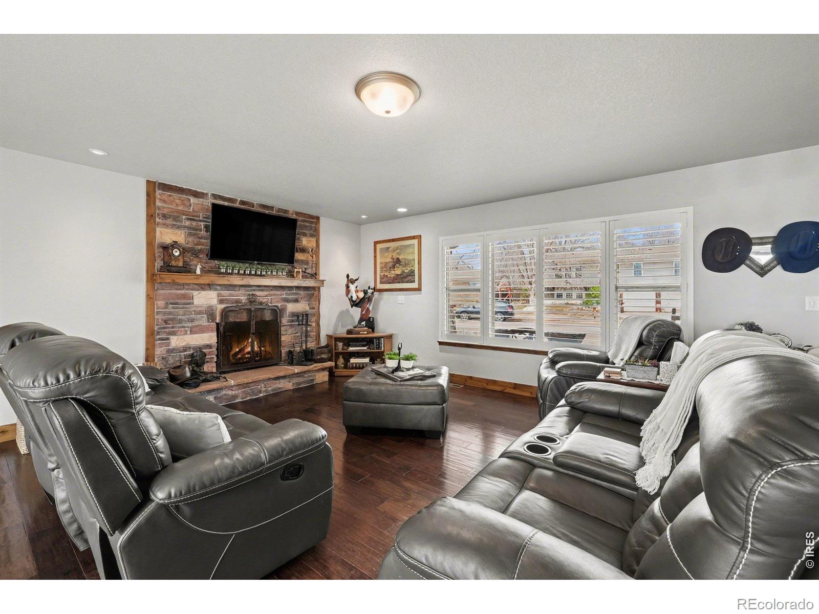 MLS Image #8 for 904  engleman place,loveland, Colorado