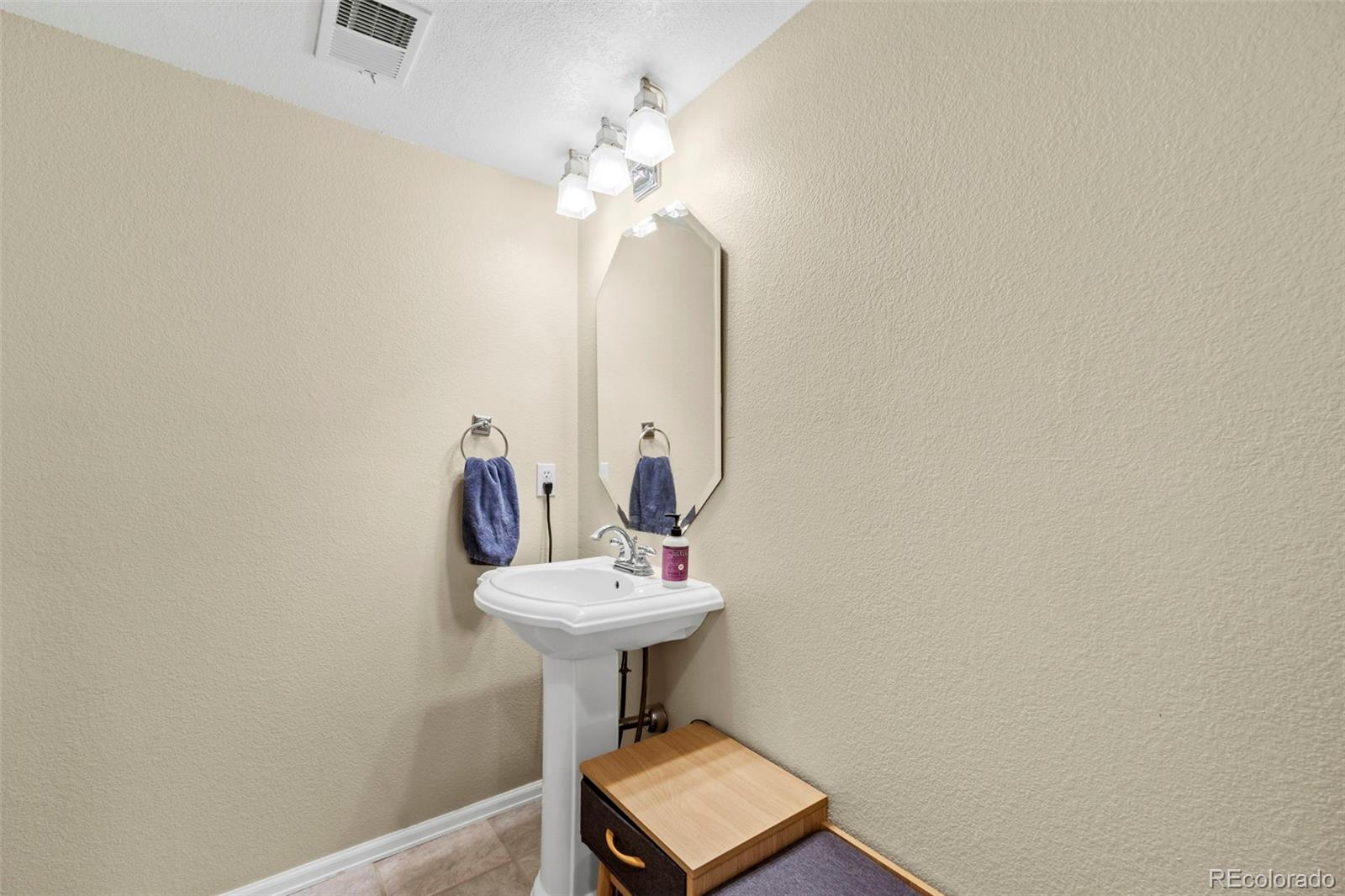 MLS Image #20 for 9314  wiltshire drive,highlands ranch, Colorado