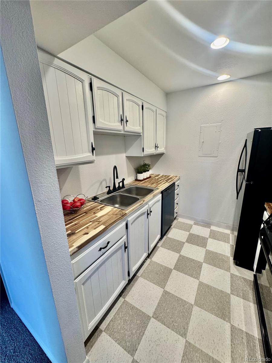 MLS Image #4 for 14224 e 1st drive,aurora, Colorado