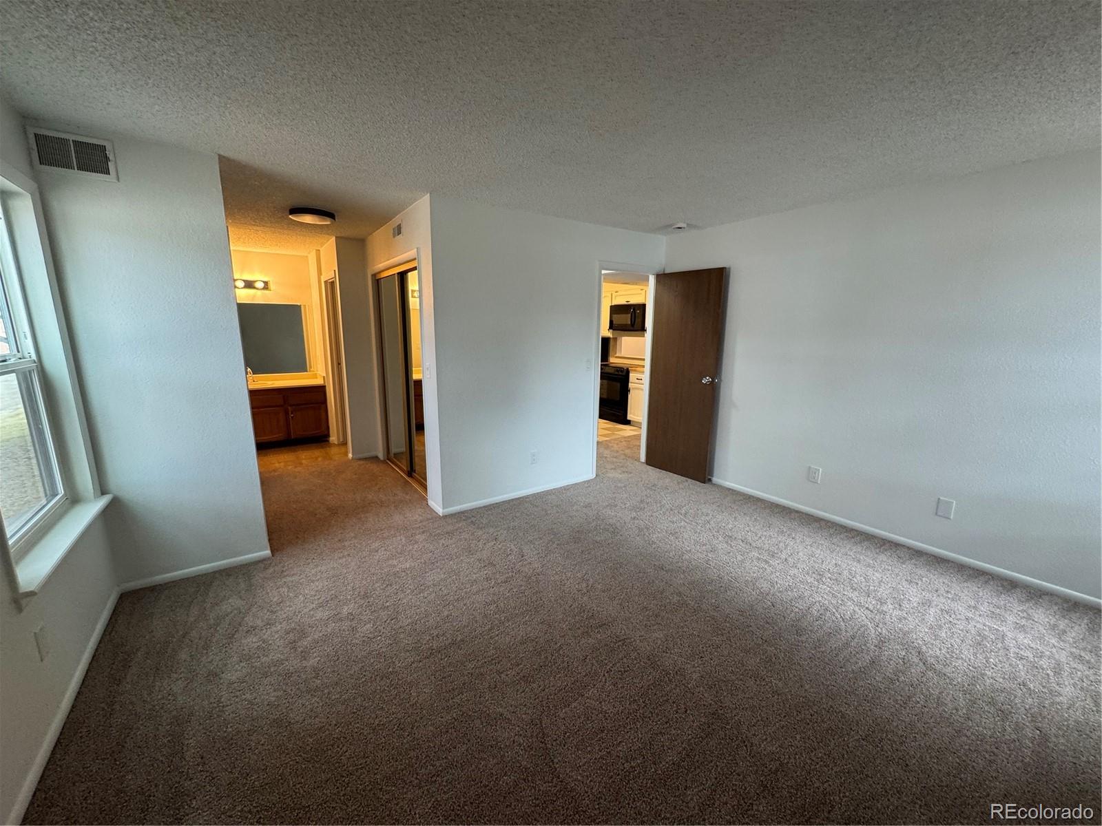 MLS Image #6 for 14224 e 1st drive,aurora, Colorado