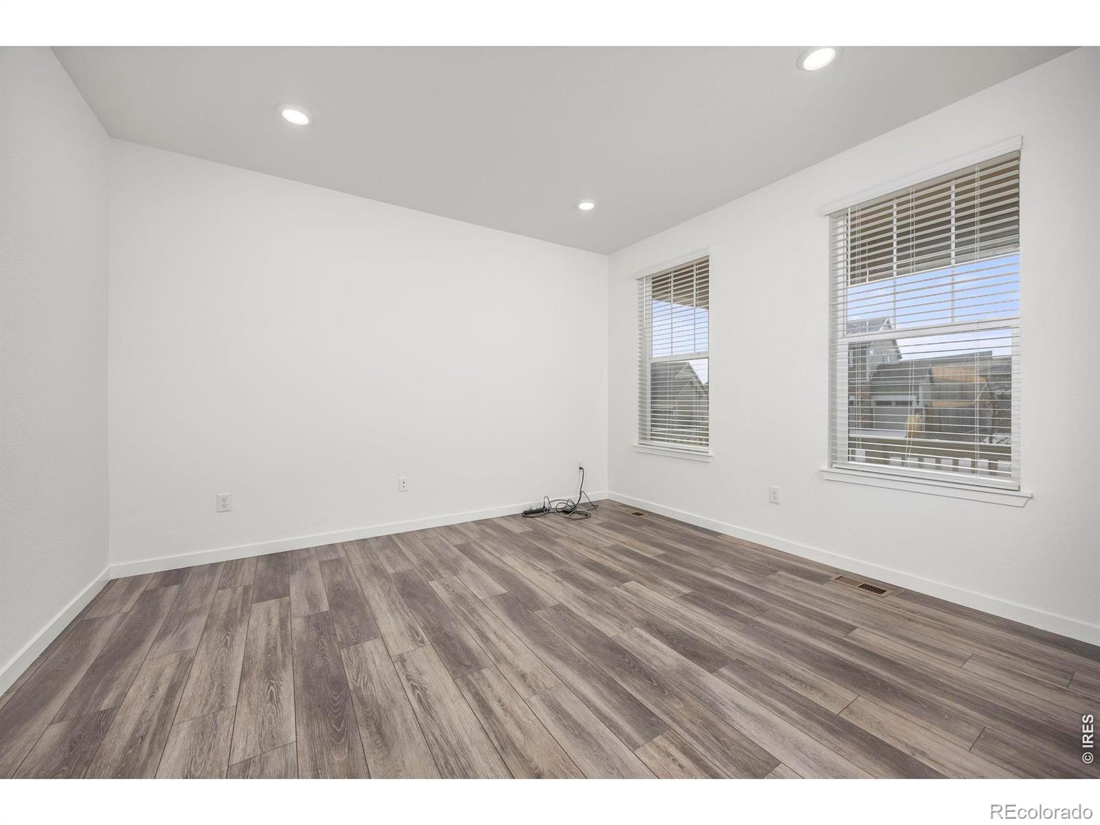 MLS Image #4 for 626  columbia street,johnstown, Colorado