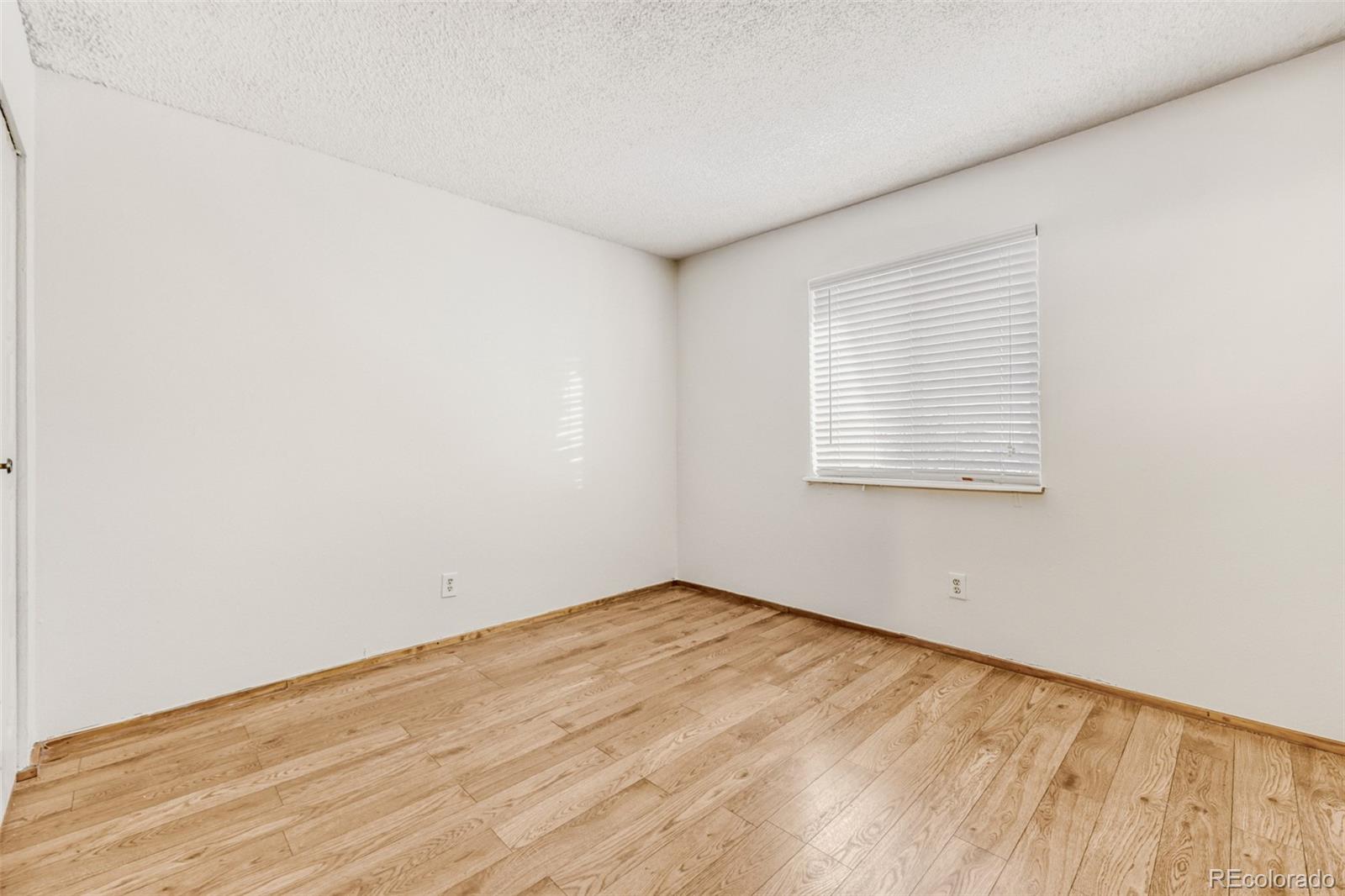 MLS Image #9 for 10211  ura lane,thornton, Colorado