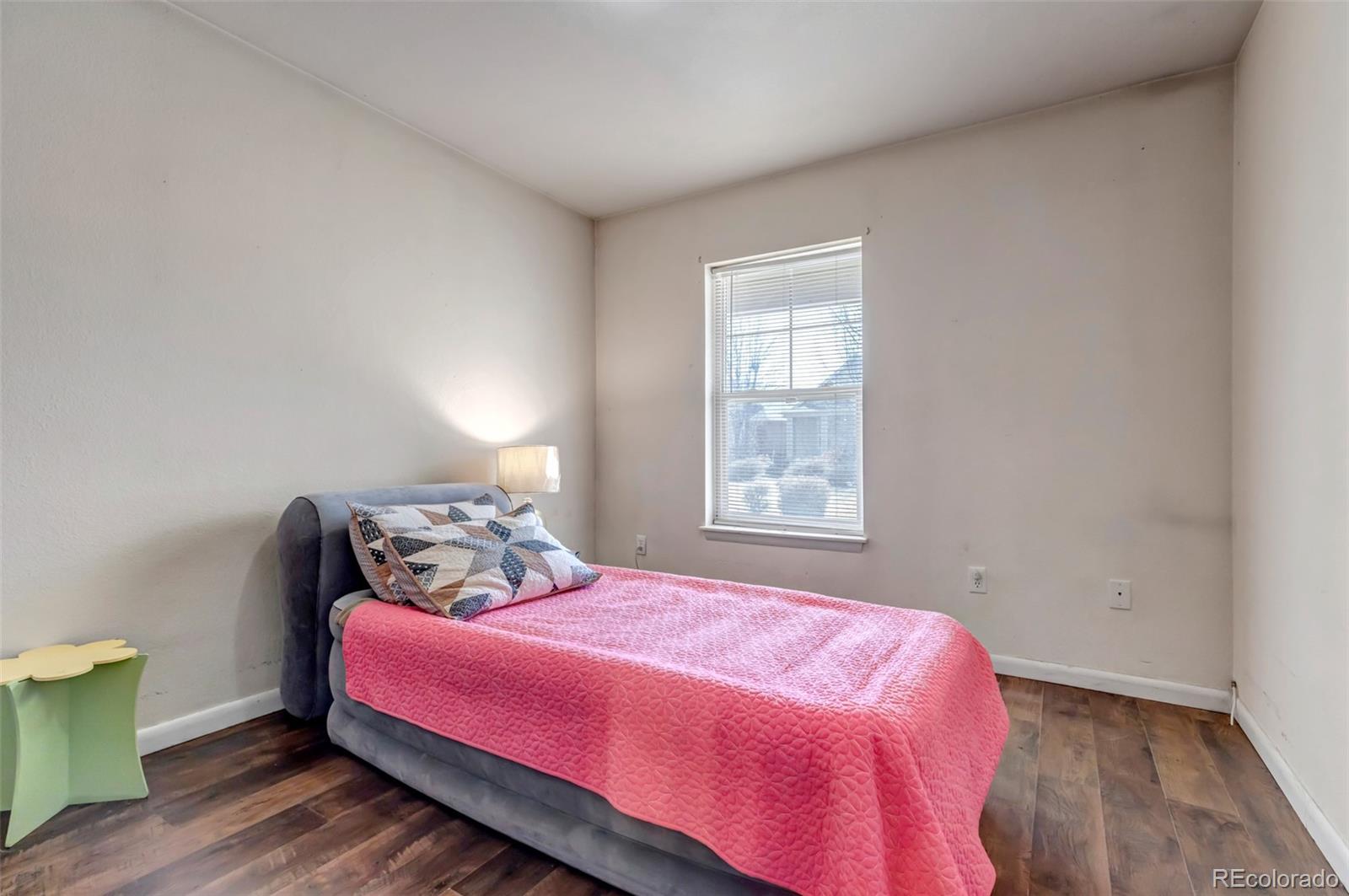 MLS Image #19 for 23361 e saratoga circle,aurora, Colorado