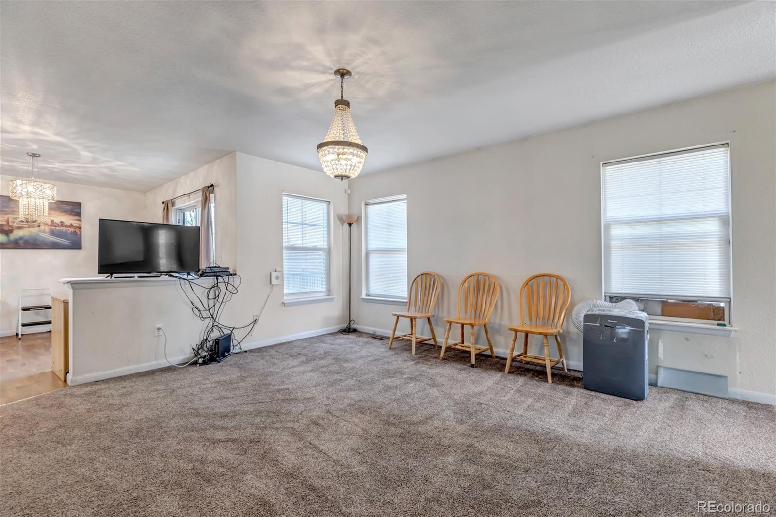 MLS Image #8 for 23361 e saratoga circle,aurora, Colorado