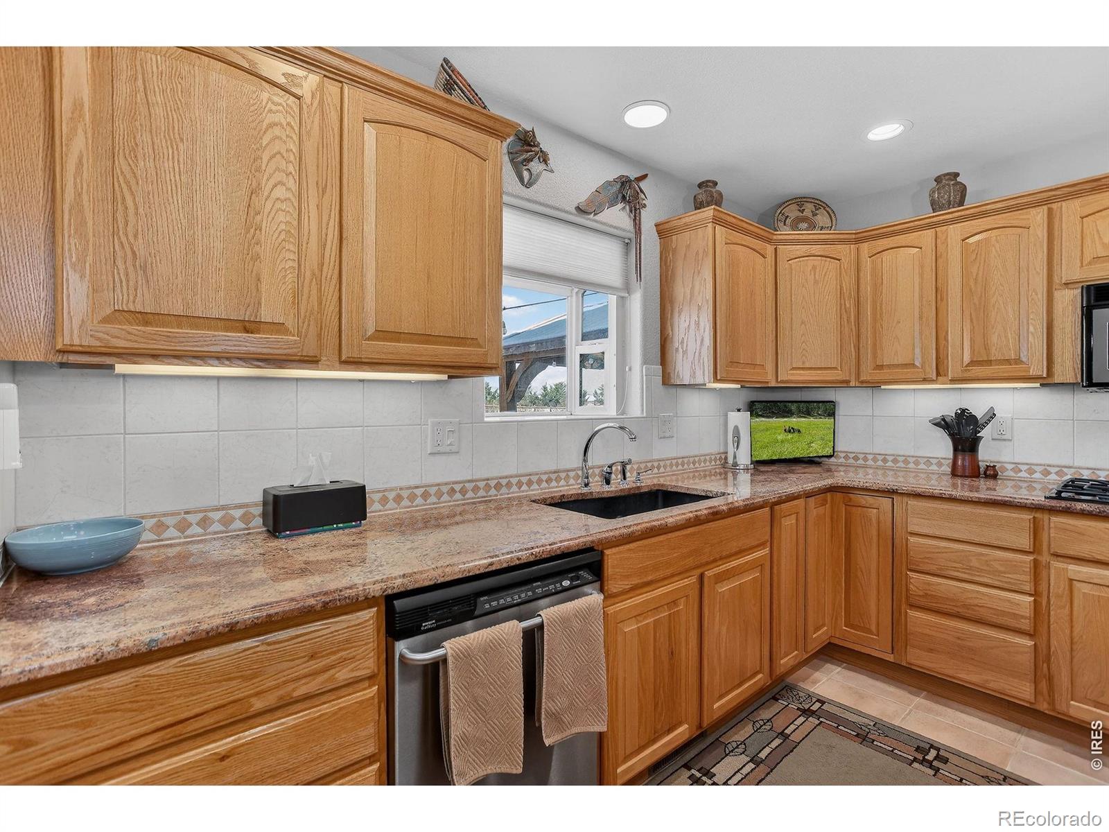 MLS Image #15 for 18031  wagon trail,mead, Colorado