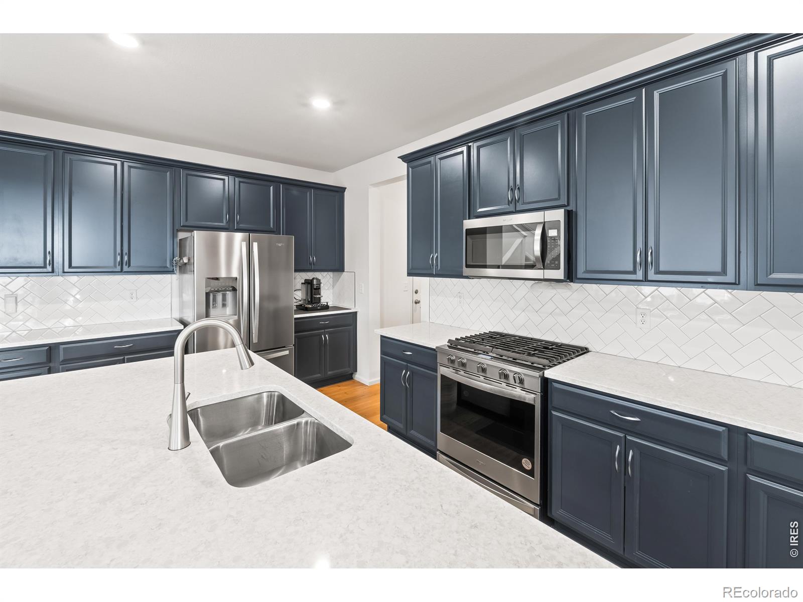 MLS Image #15 for 17563 w 93rd place,arvada, Colorado