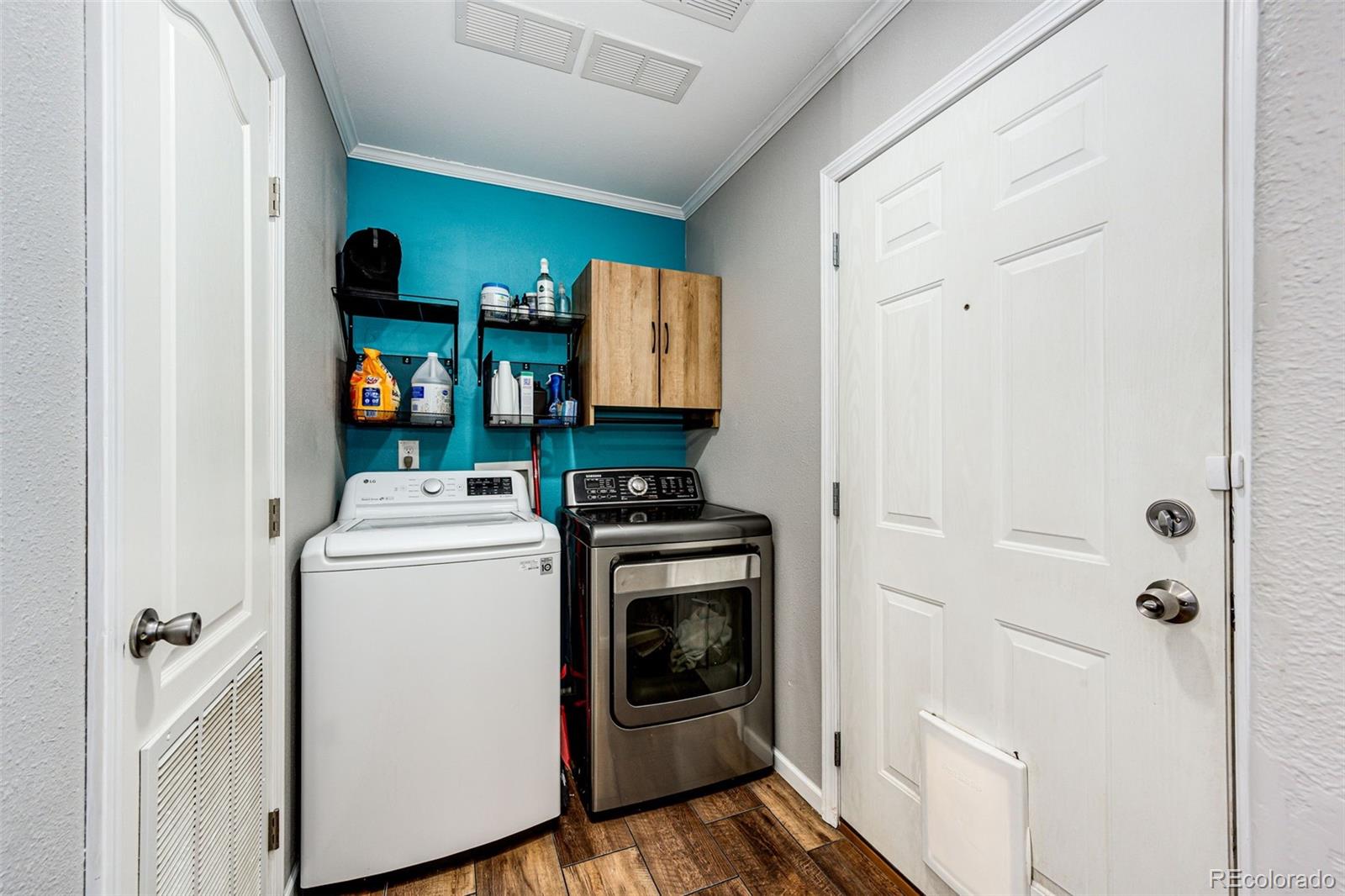 MLS Image #11 for 570  4th street,bennett, Colorado