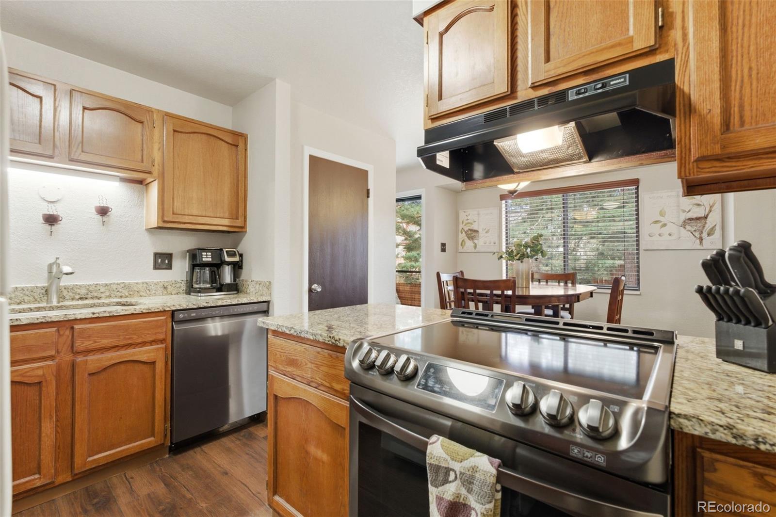 MLS Image #13 for 2357 s eldridge court,lakewood, Colorado
