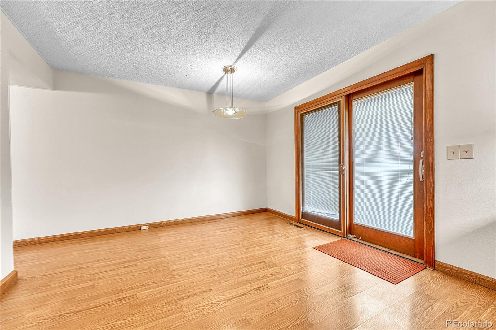 MLS Image #11 for 9276 e nassau avenue,denver, Colorado