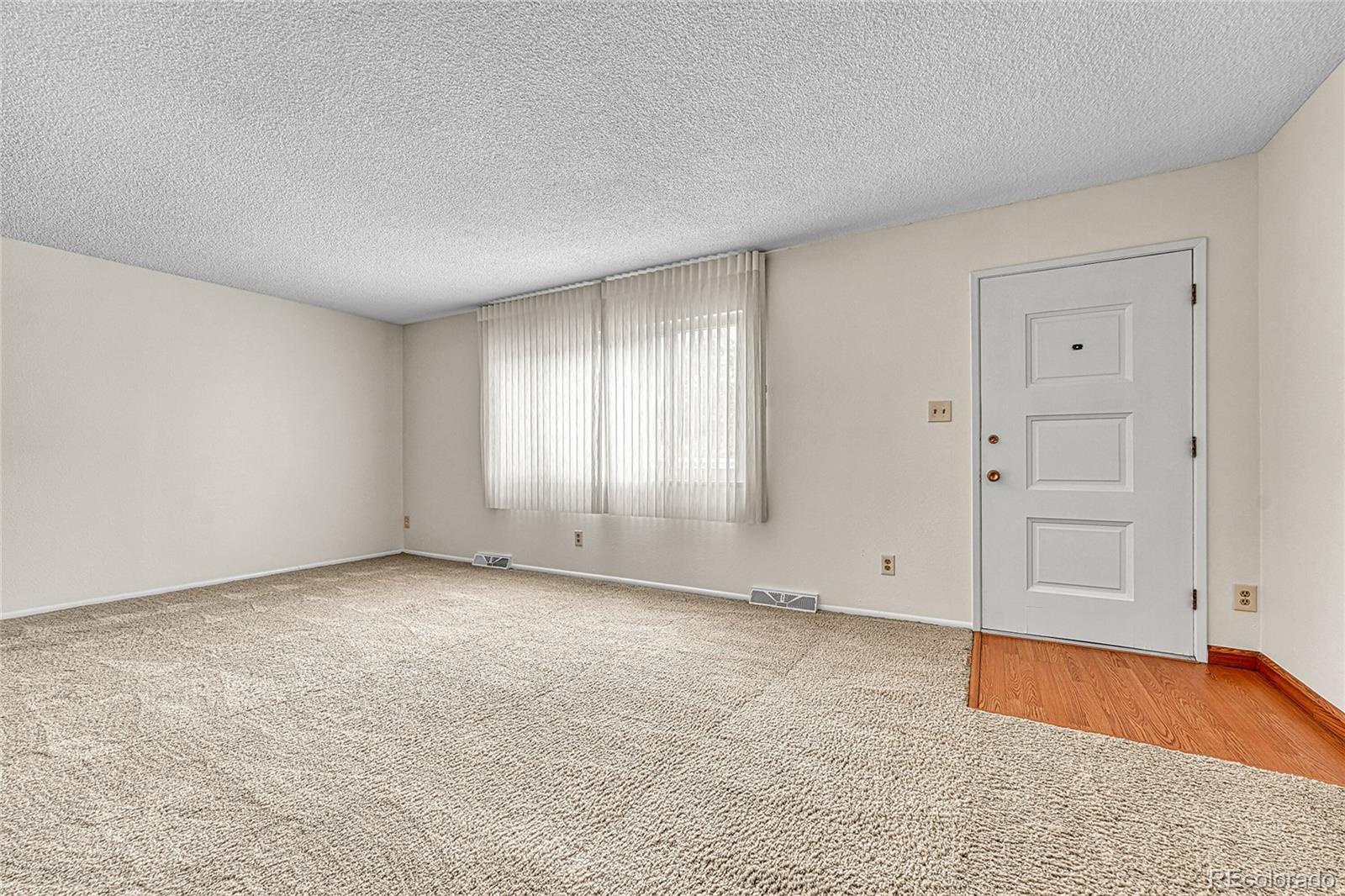 MLS Image #8 for 9276 e nassau avenue,denver, Colorado