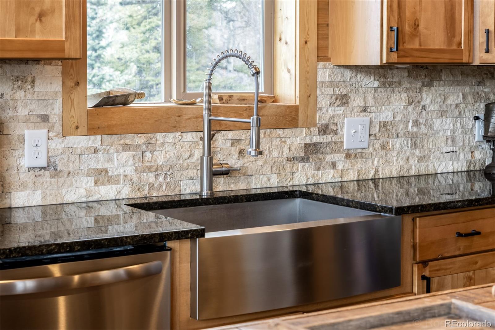 MLS Image #10 for 378  arapahoe circle,jefferson, Colorado