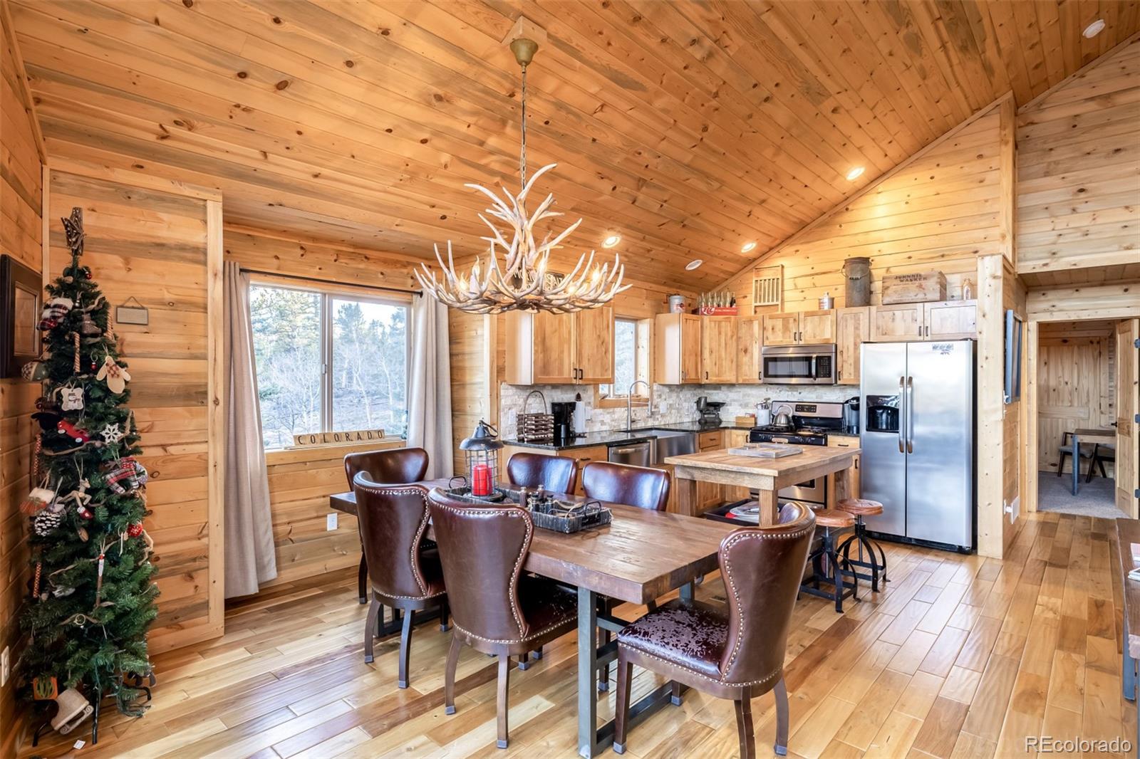 MLS Image #5 for 378  arapahoe circle,jefferson, Colorado
