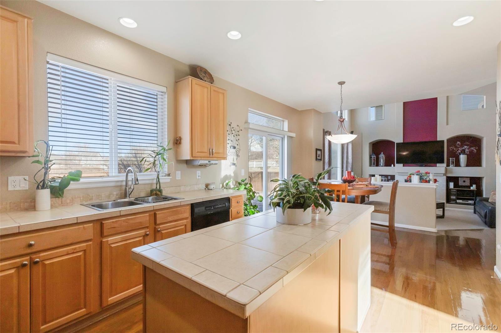 MLS Image #7 for 2430 s fundy circle,aurora, Colorado