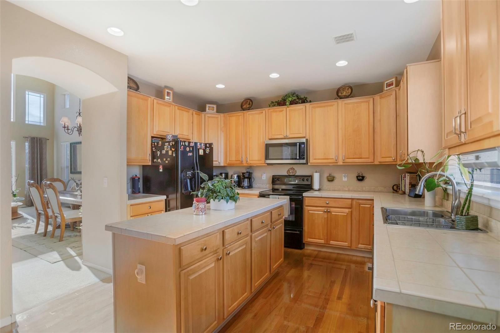MLS Image #8 for 2430 s fundy circle,aurora, Colorado