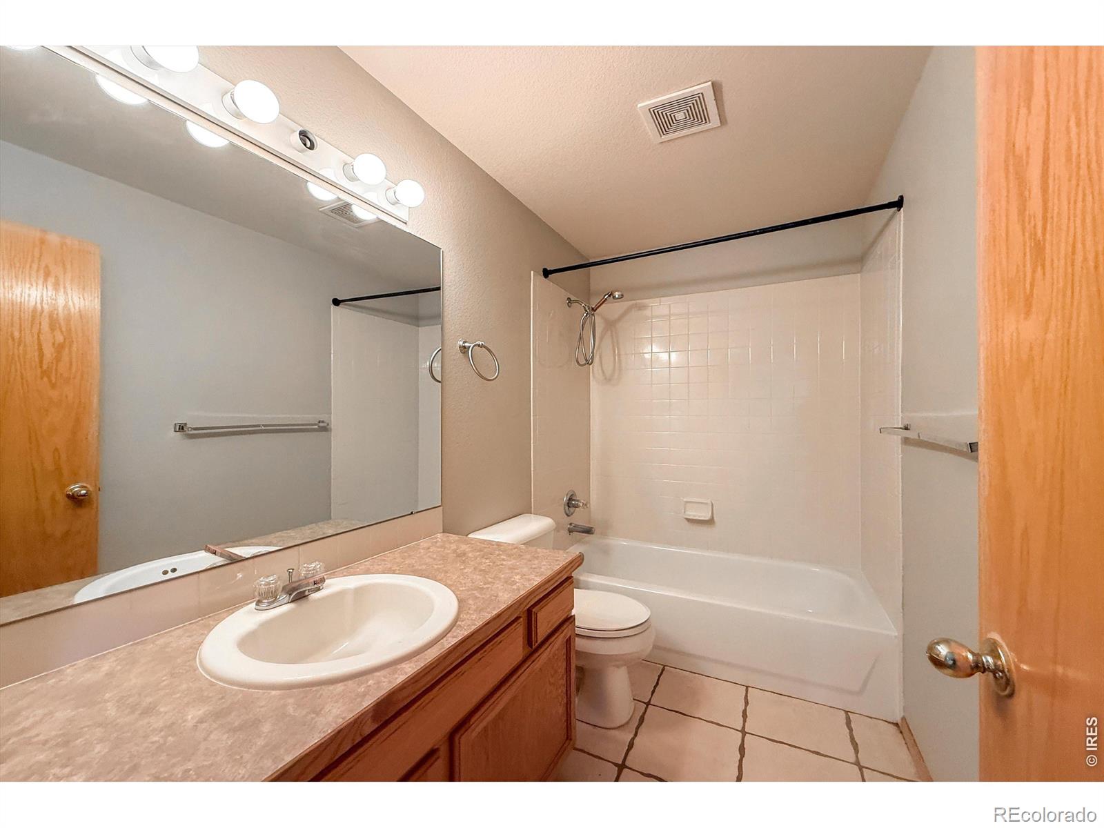 MLS Image #32 for 2215  sweetwater creek drive,fort collins, Colorado