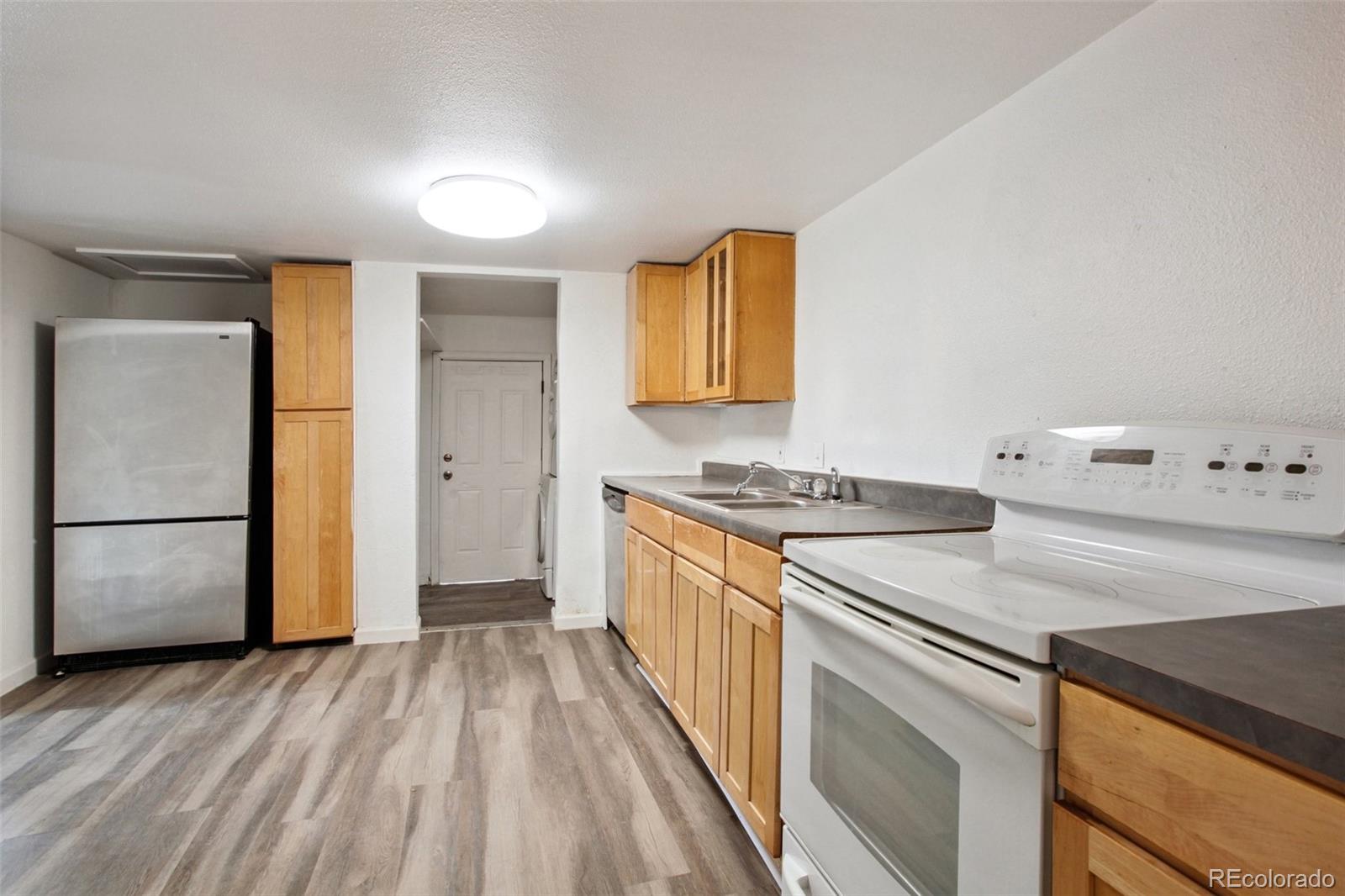 MLS Image #7 for 3200 w custer place,denver, Colorado