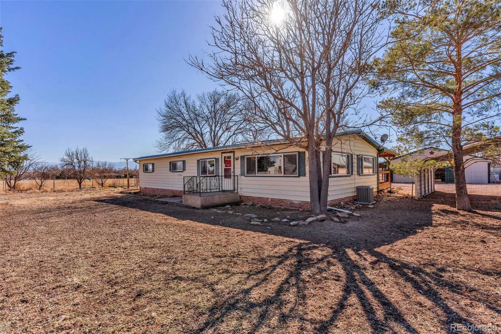 MLS Image #26 for 1144  4th street,penrose, Colorado