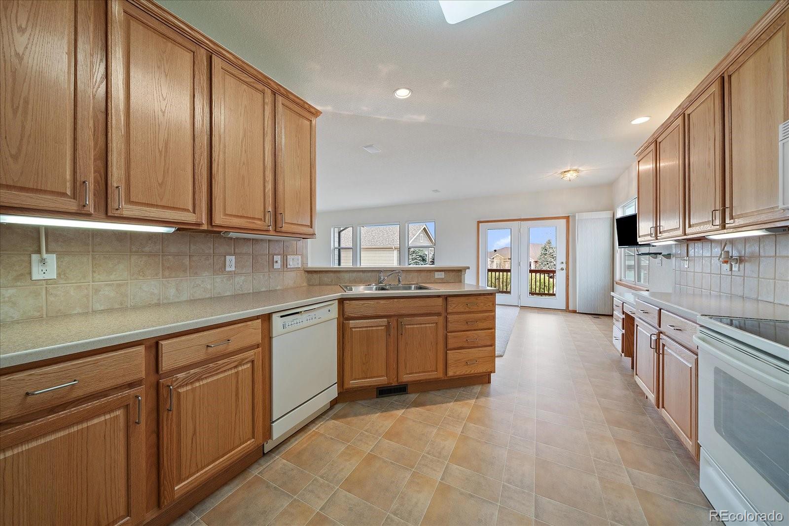 MLS Image #13 for 22885 e canyon place,aurora, Colorado