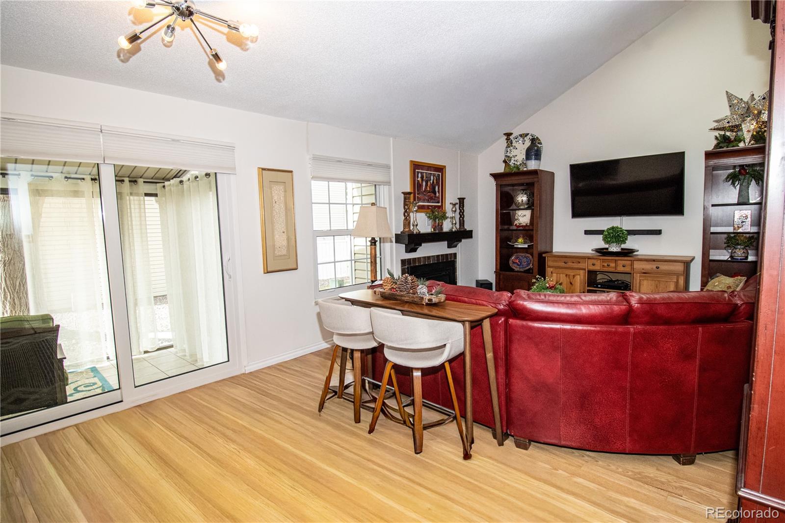 MLS Image #11 for 2752 s heather gardens way 13,aurora, Colorado