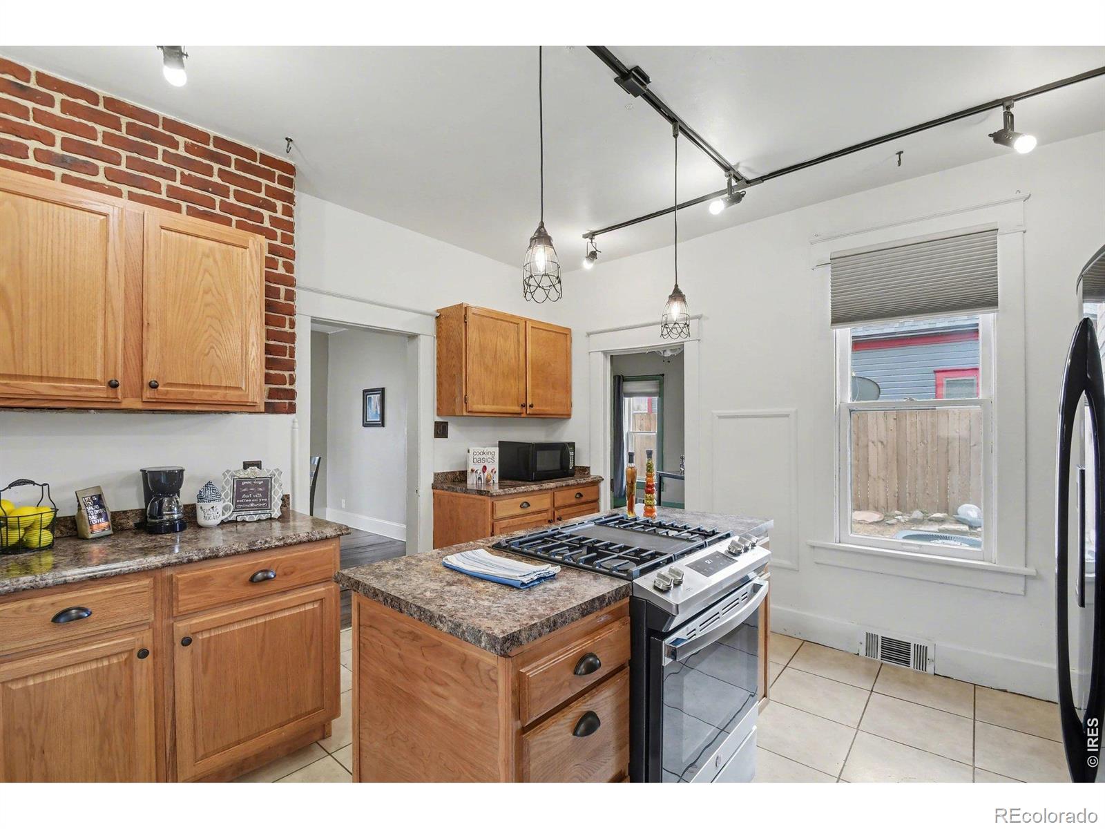 MLS Image #7 for 1121  12th avenue,greeley, Colorado