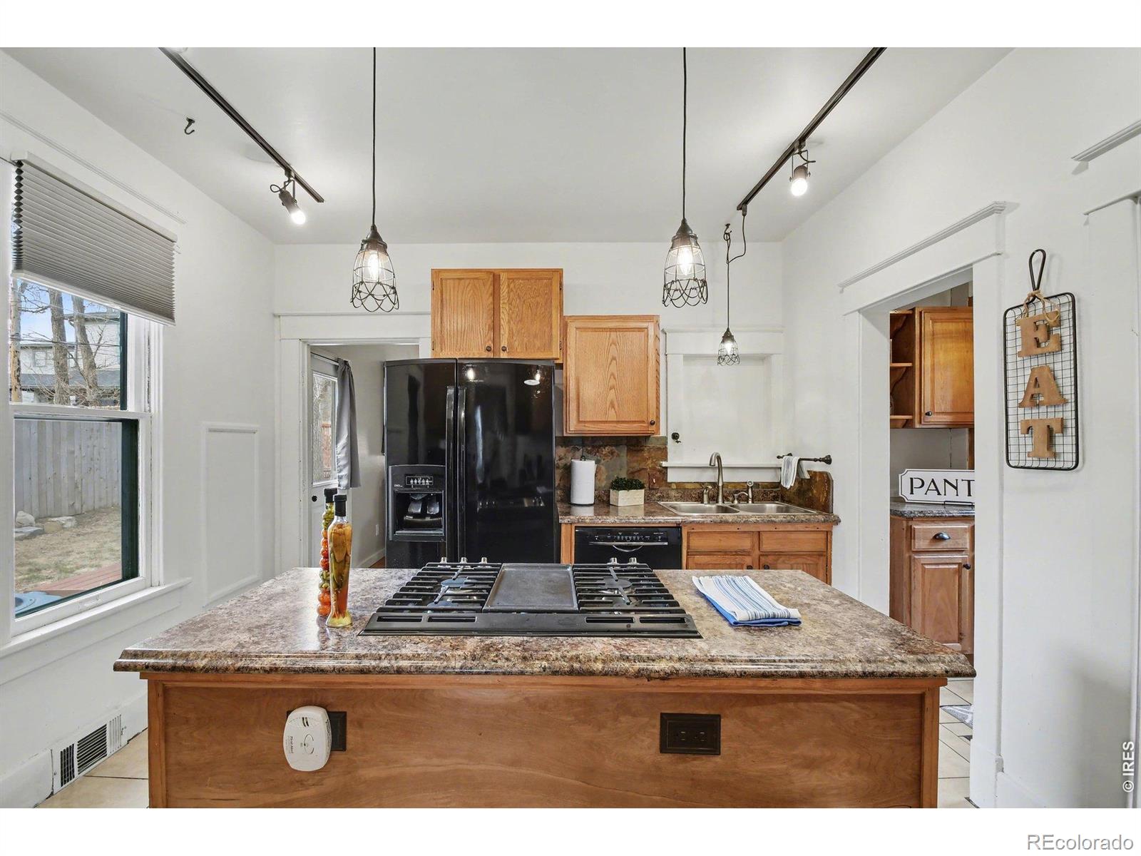 MLS Image #8 for 1121  12th avenue,greeley, Colorado