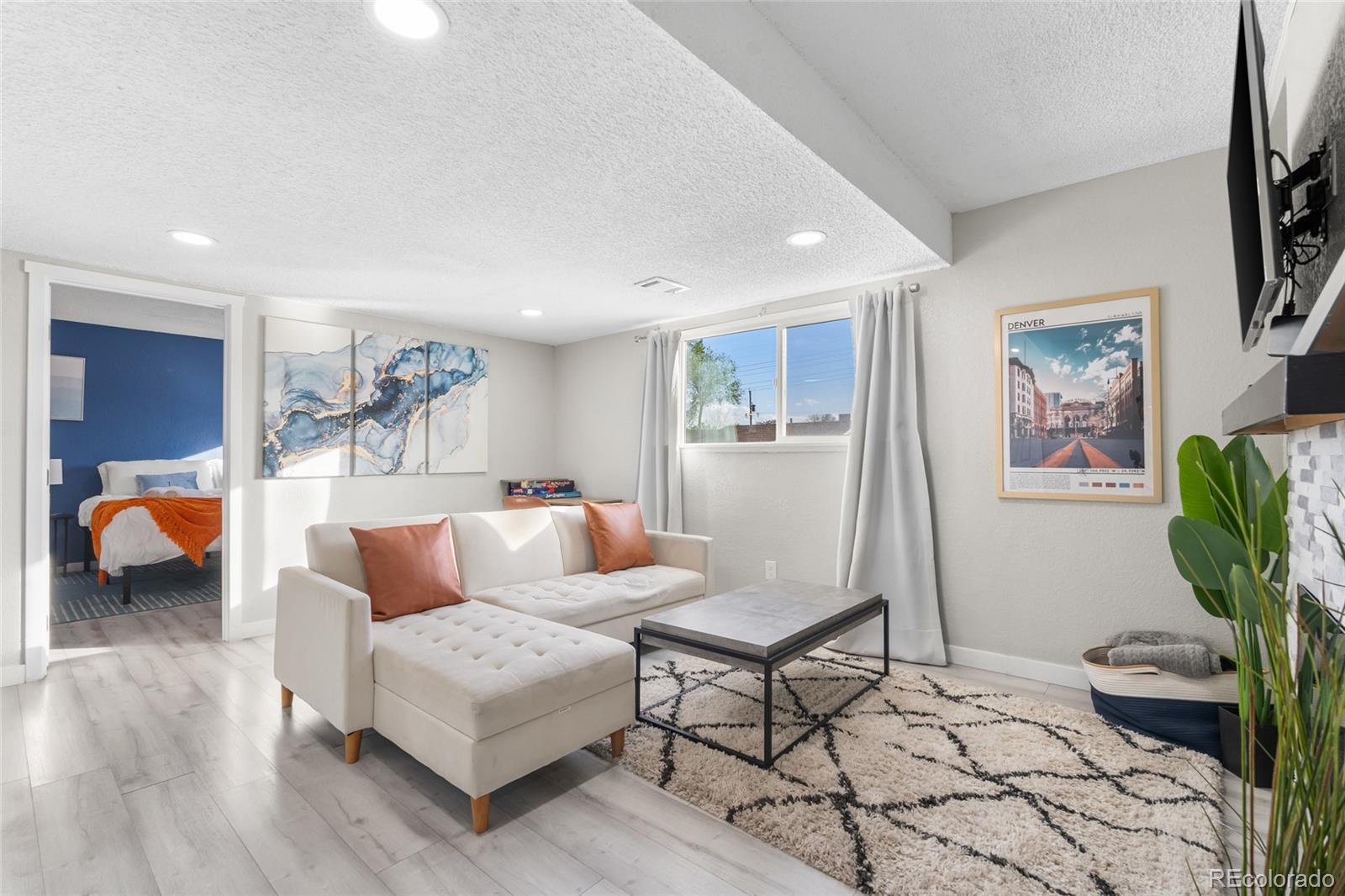 MLS Image #17 for 7652  granada road,denver, Colorado