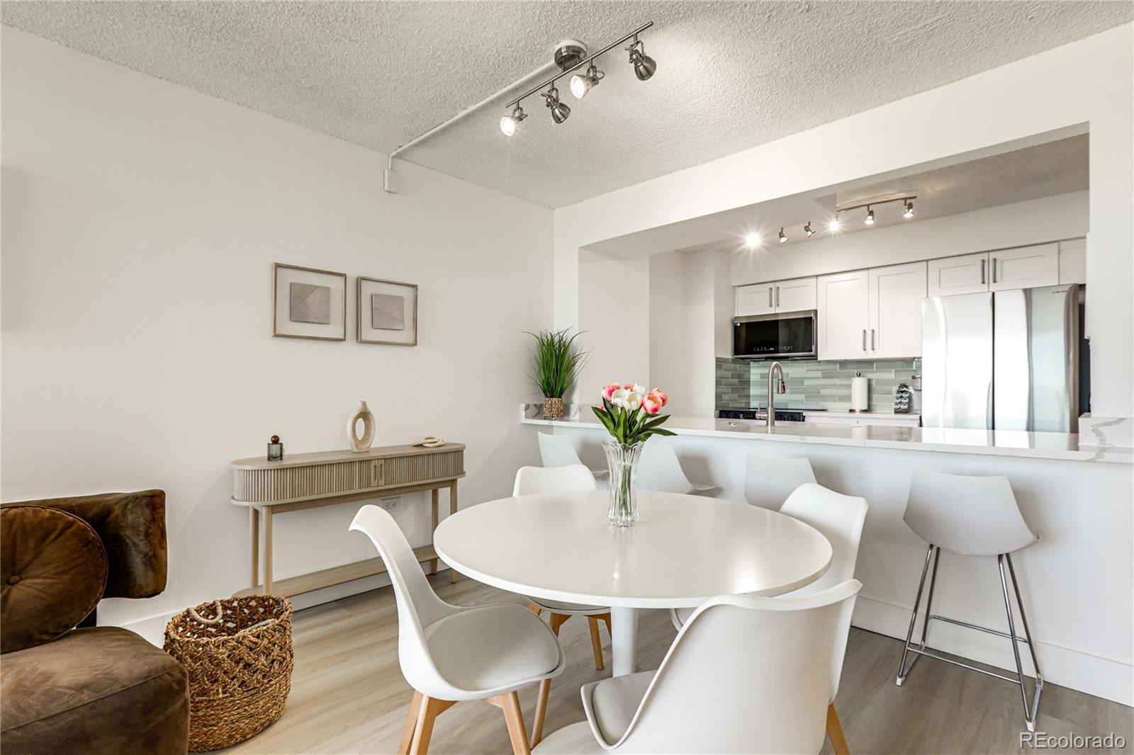 MLS Image #7 for 1020  15th street,denver, Colorado
