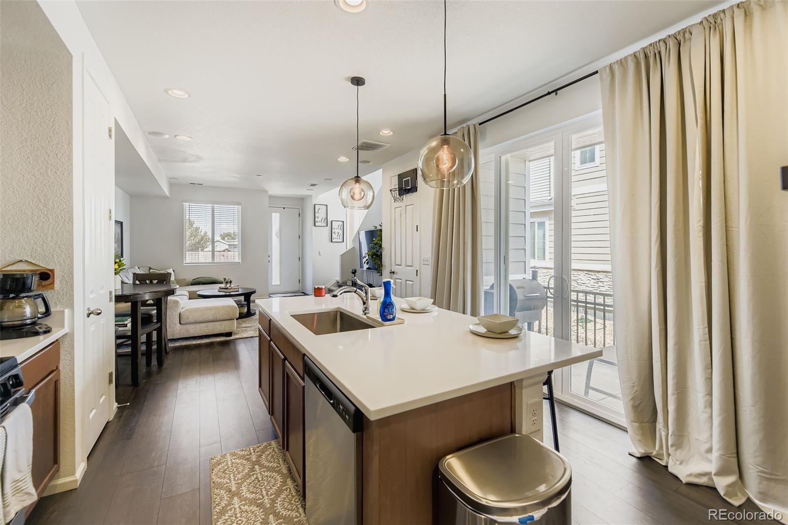 MLS Image #5 for 1680 s tower road,aurora, Colorado