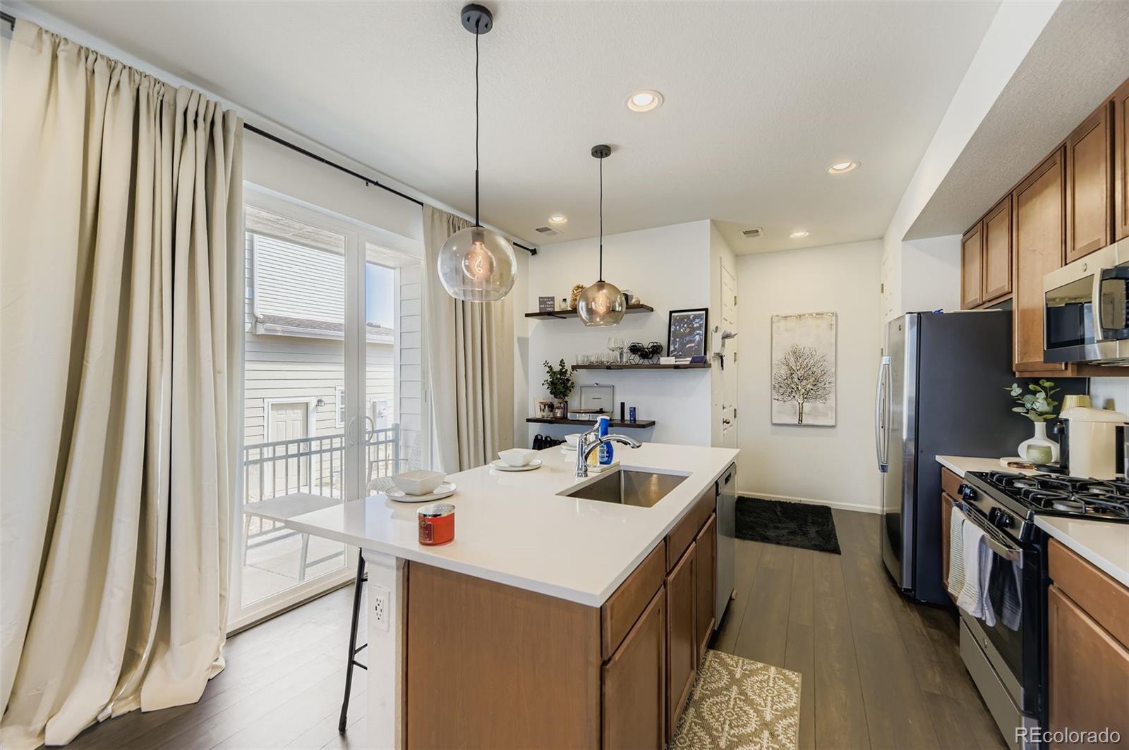 MLS Image #7 for 1680 s tower road,aurora, Colorado