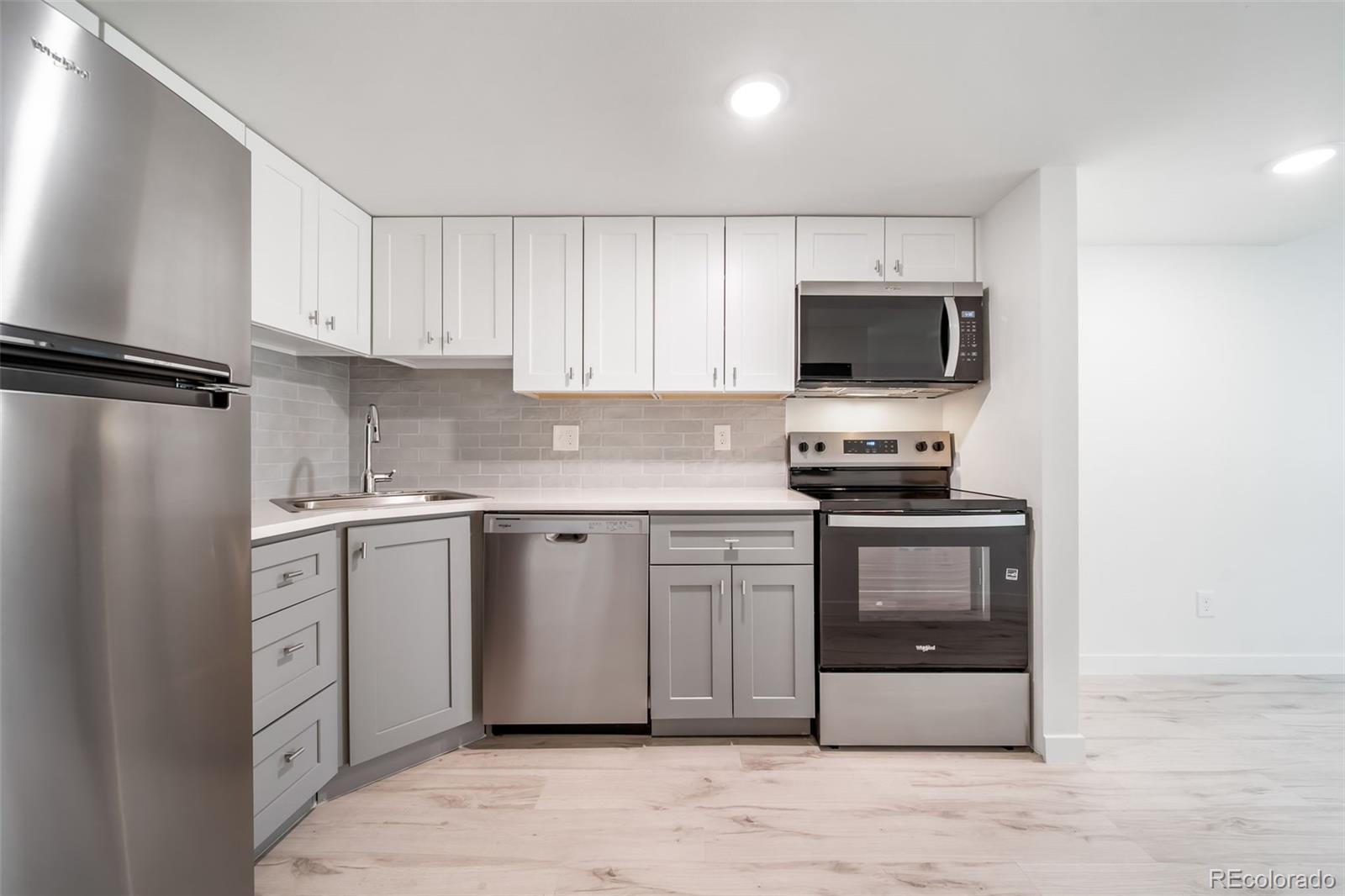 MLS Image #10 for 1885 s quebec way,denver, Colorado