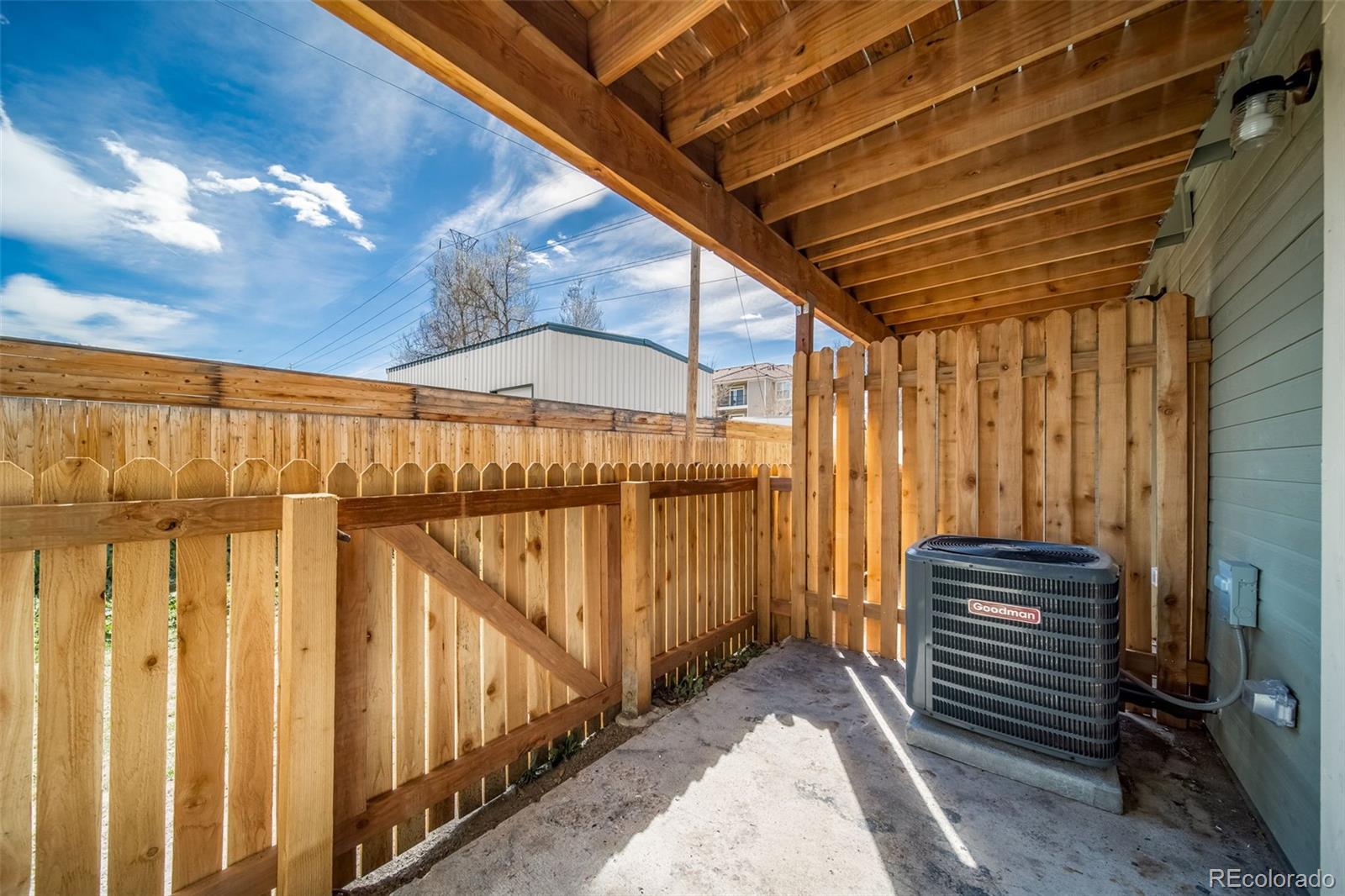 MLS Image #18 for 1885 s quebec way,denver, Colorado