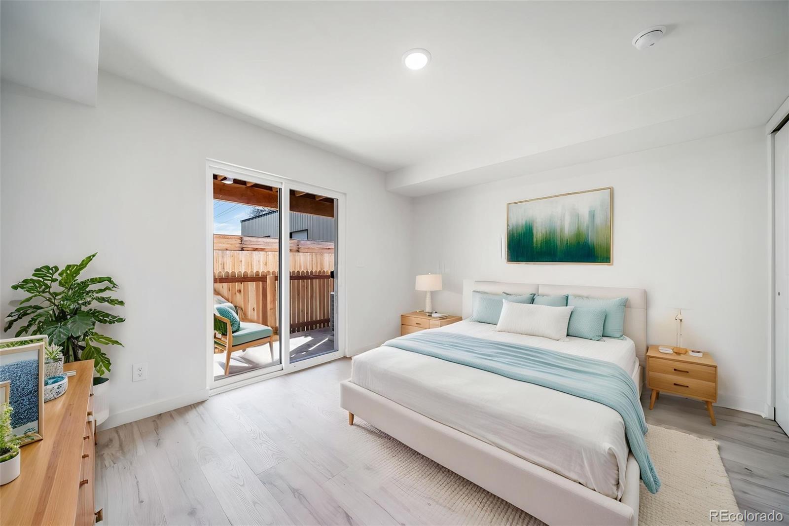 MLS Image #5 for 1885 s quebec way,denver, Colorado