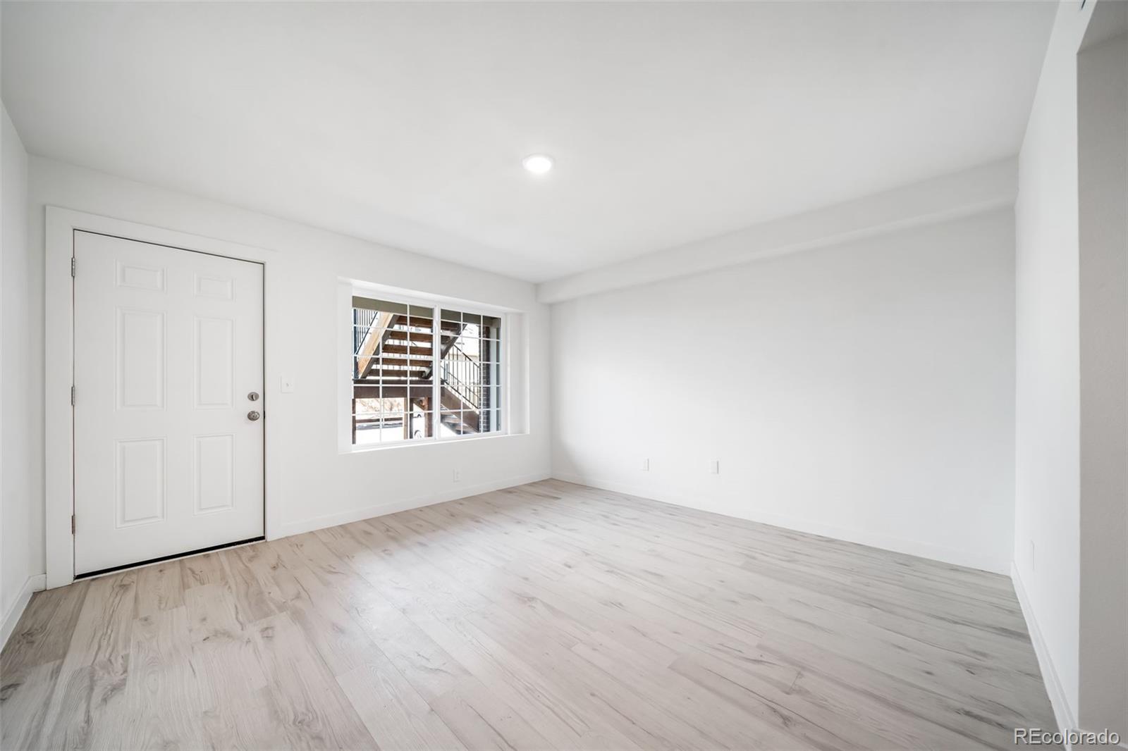 MLS Image #8 for 1885 s quebec way,denver, Colorado