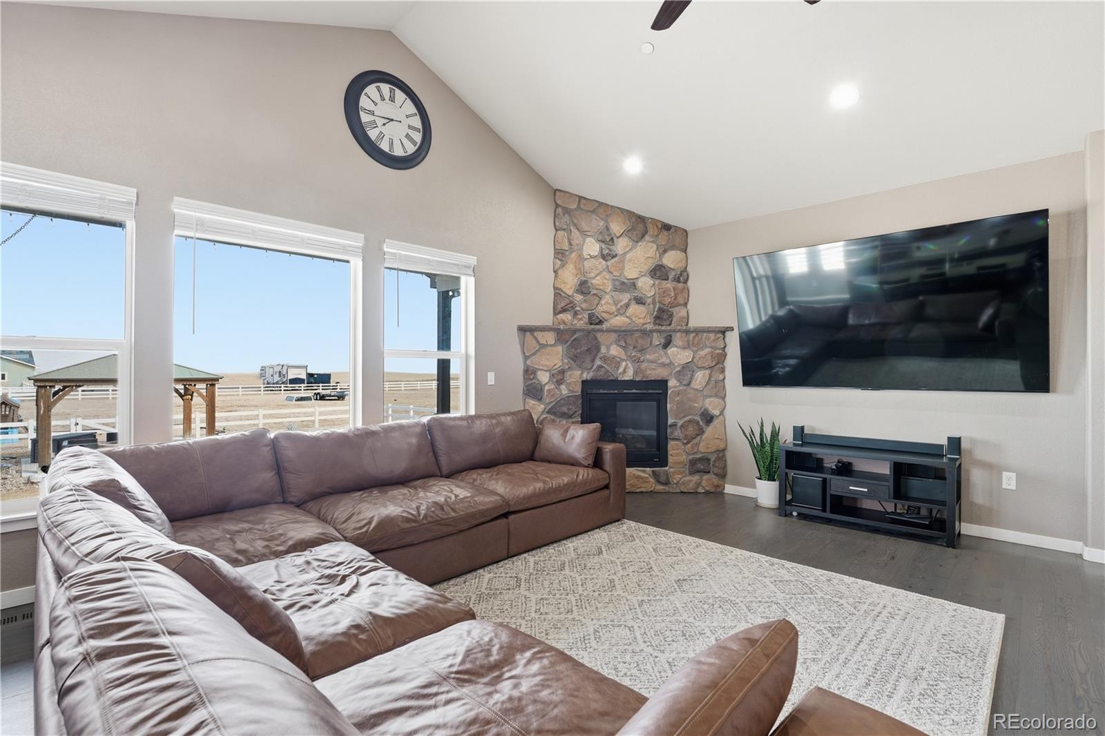 MLS Image #10 for 39257 e 147th court,keenesburg, Colorado