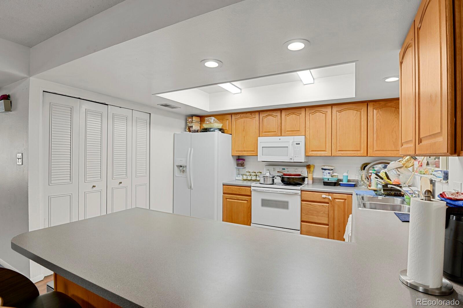 MLS Image #6 for 9025 e mansfield avenue,denver, Colorado
