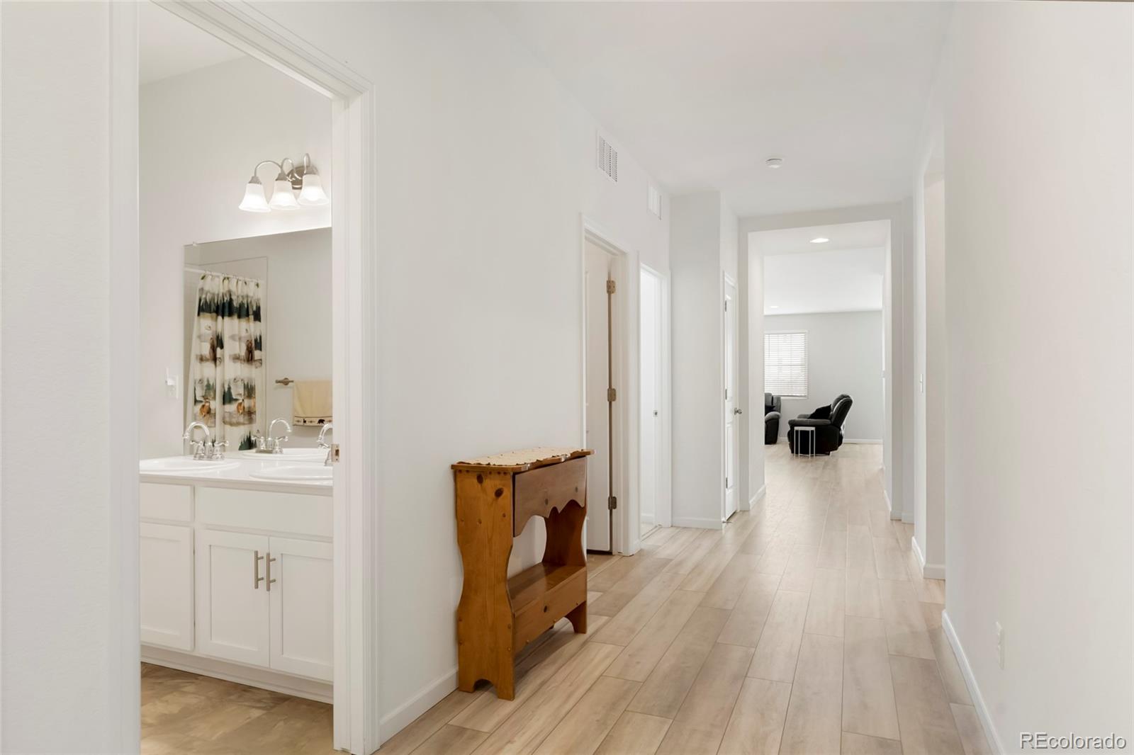 MLS Image #2 for 86 s vandriver way,aurora, Colorado
