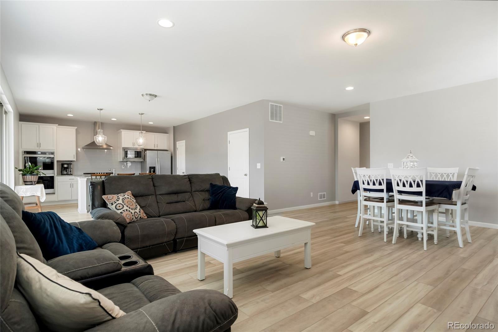 MLS Image #6 for 86 s vandriver way,aurora, Colorado