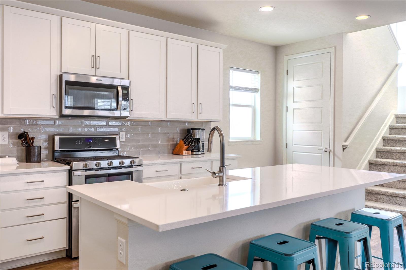 MLS Image #3 for 8335  big thompson street,littleton, Colorado