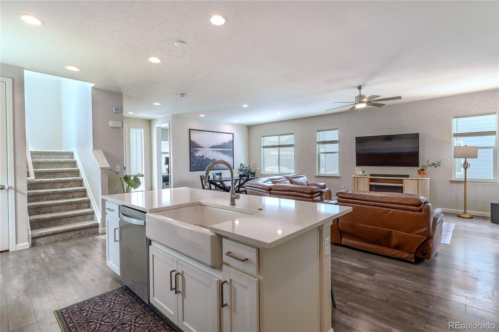 MLS Image #5 for 8335  big thompson street,littleton, Colorado