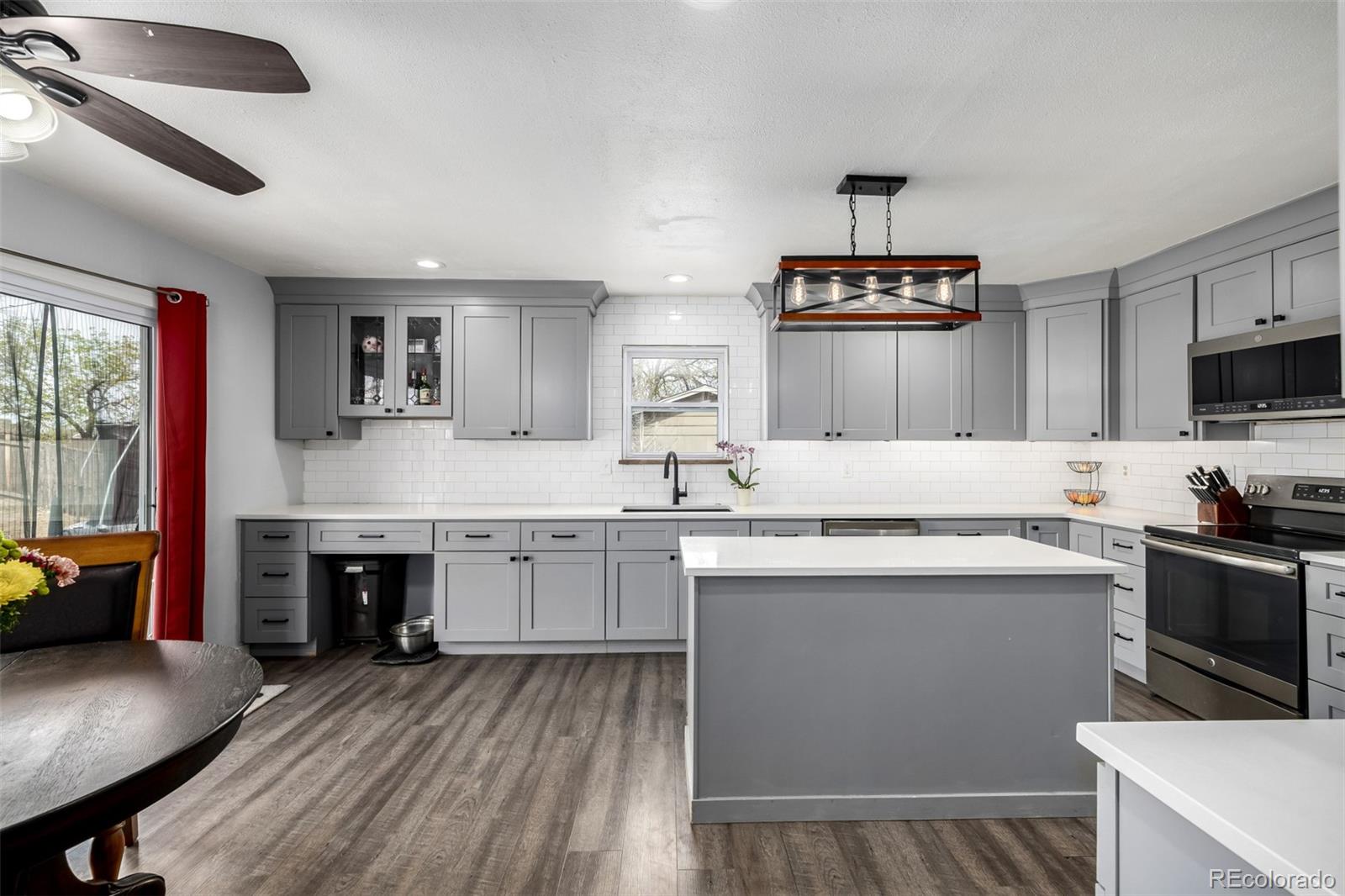MLS Image #10 for 4075 s hannibal street,aurora, Colorado