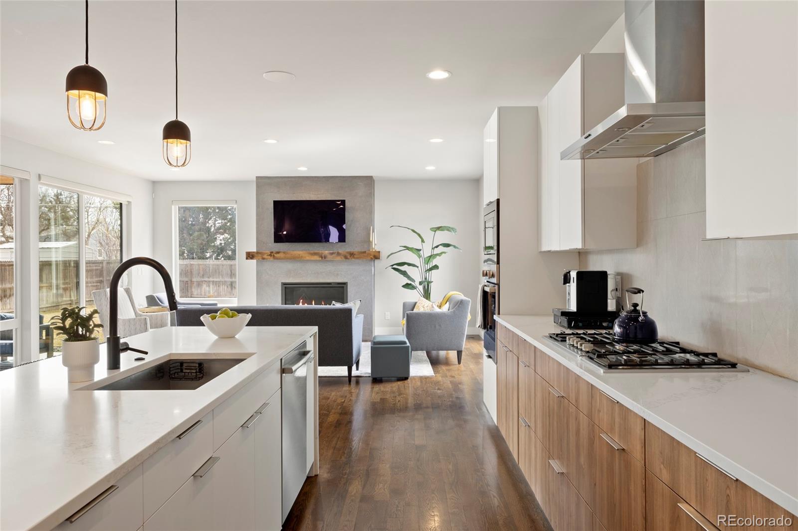 MLS Image #11 for 3083 s cherry way,denver, Colorado