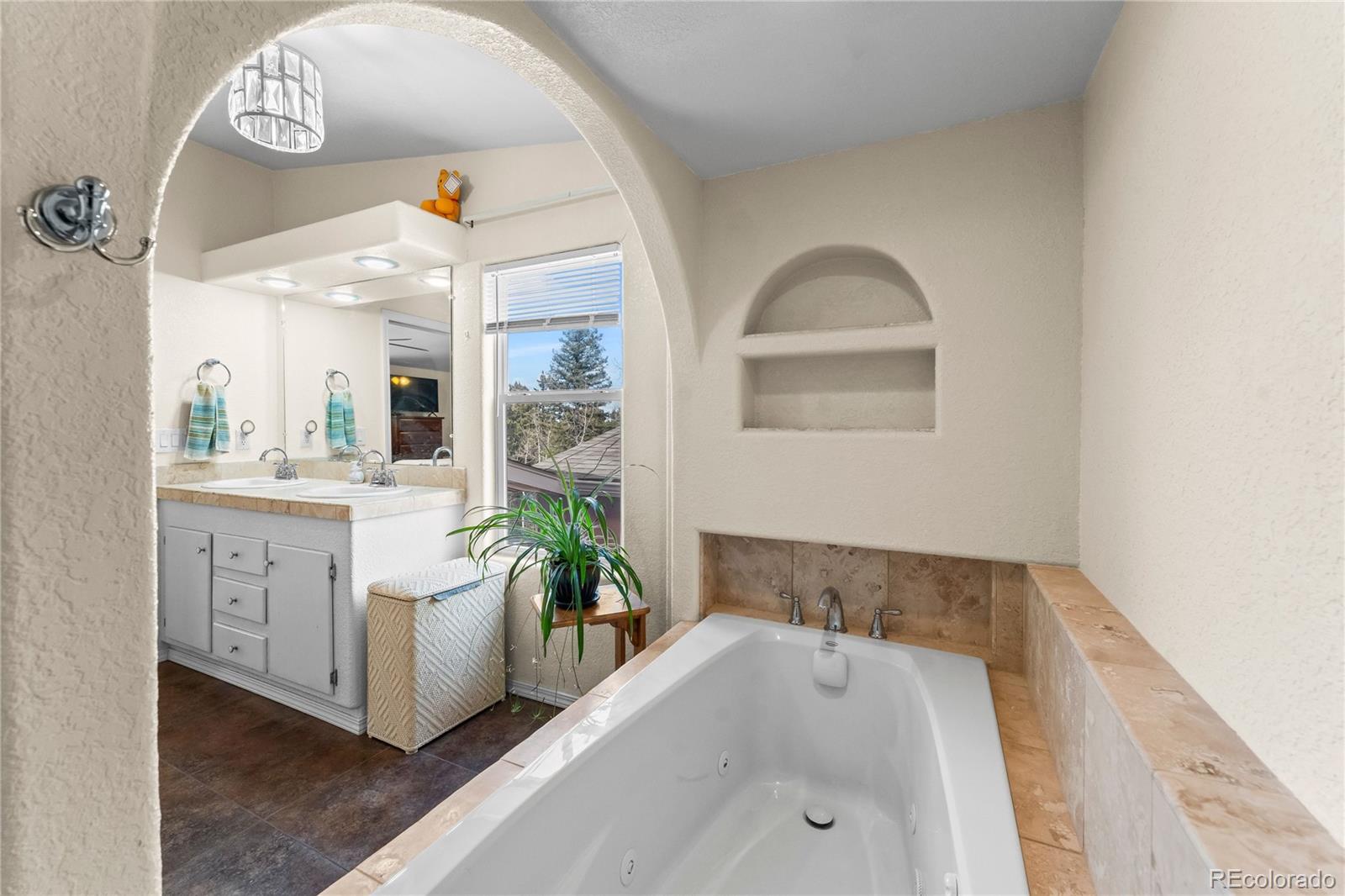 MLS Image #28 for 146  kokwapy court,florissant, Colorado