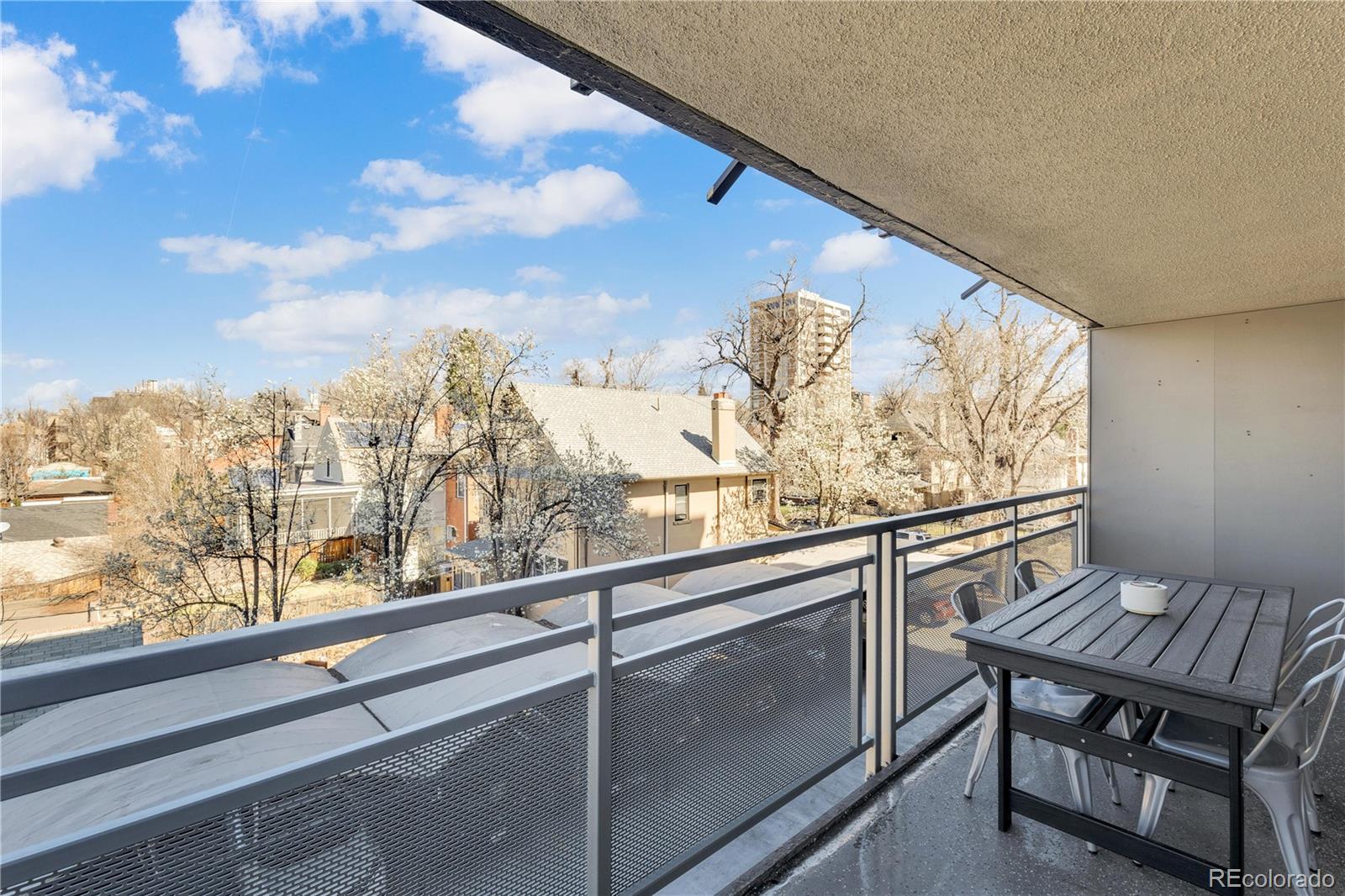MLS Image #14 for 909 n lafayette street 304,denver, Colorado