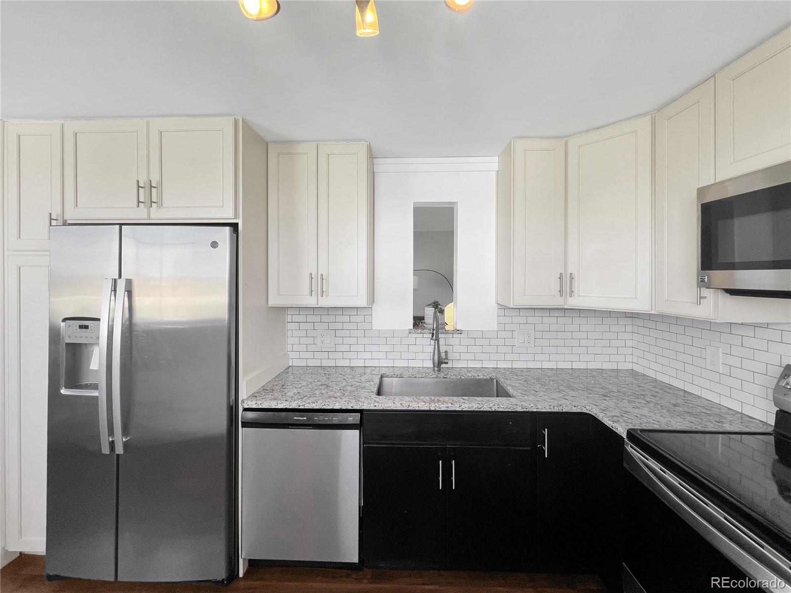 MLS Image #2 for 909 n lafayette street 304,denver, Colorado
