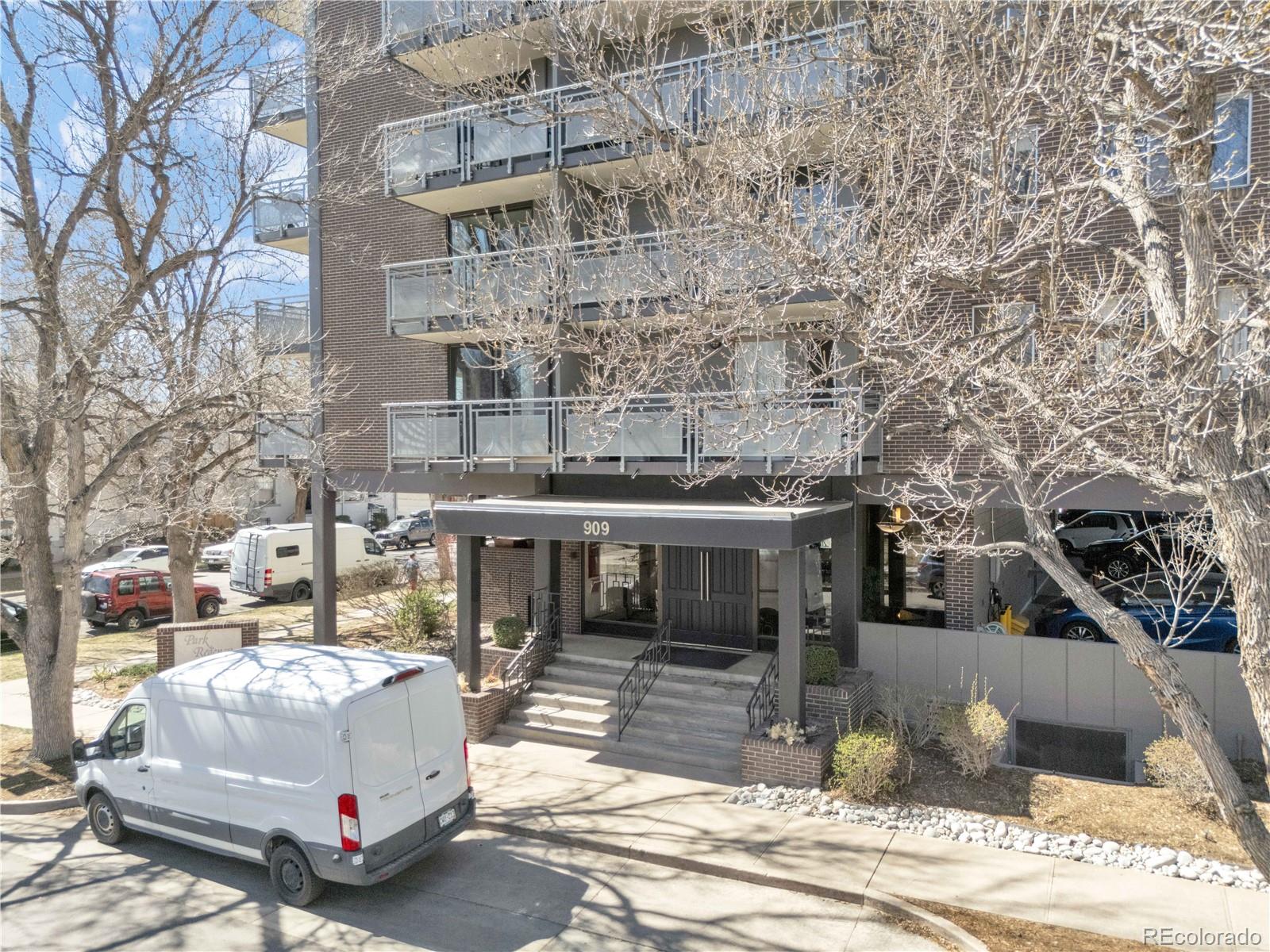 MLS Image #24 for 909 n lafayette street 304,denver, Colorado