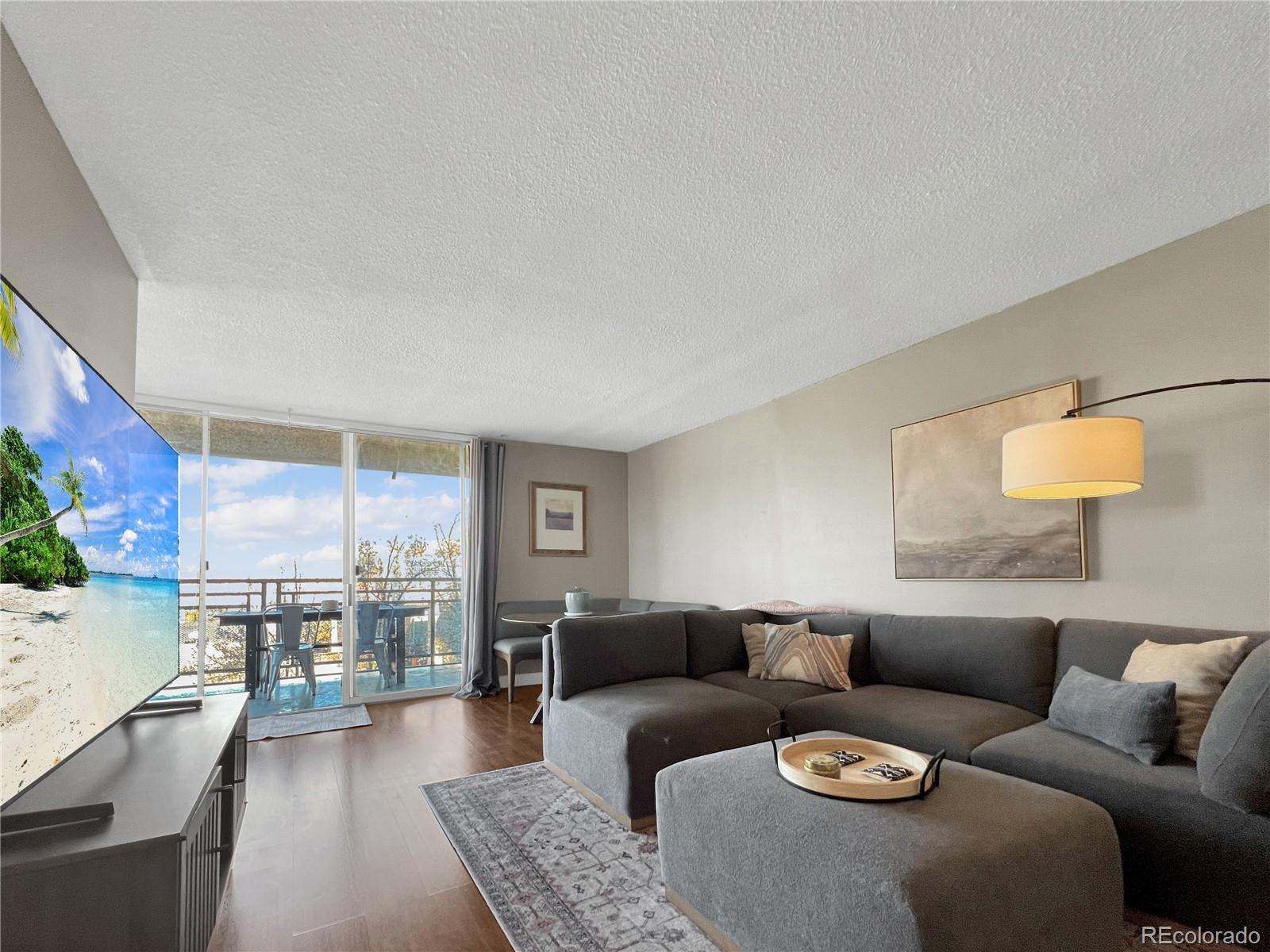 MLS Image #4 for 909 n lafayette street 304,denver, Colorado