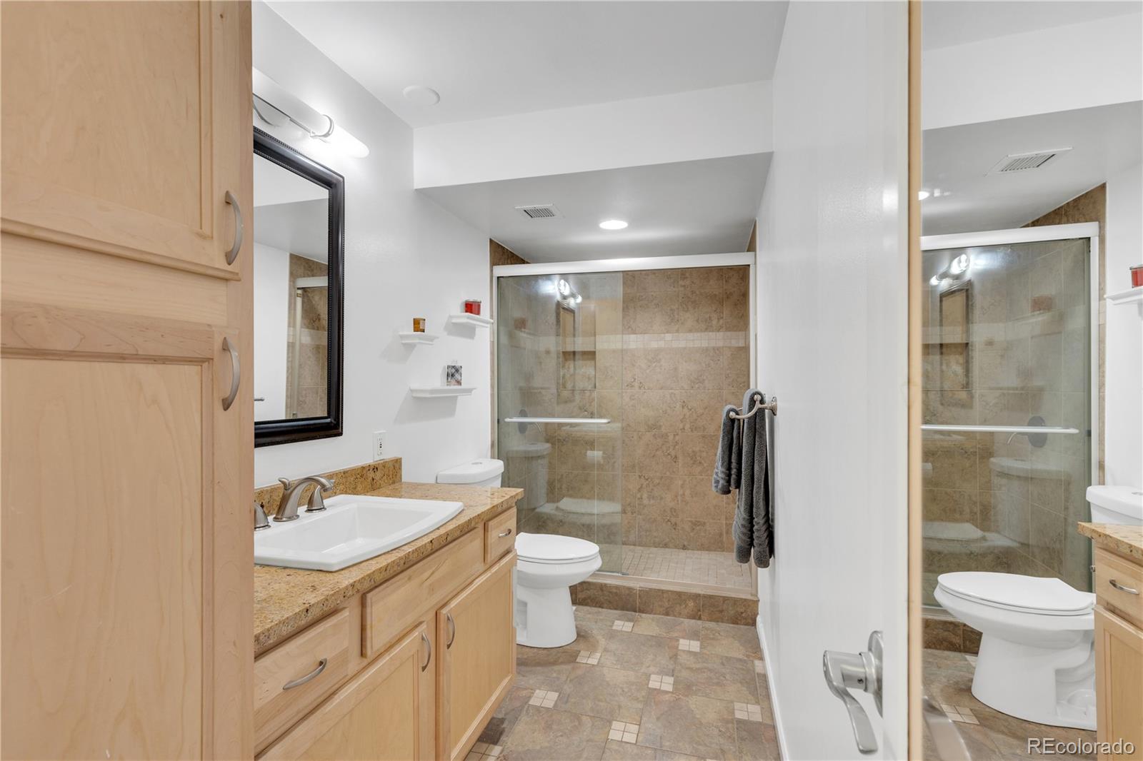 MLS Image #8 for 909 n lafayette street 304,denver, Colorado