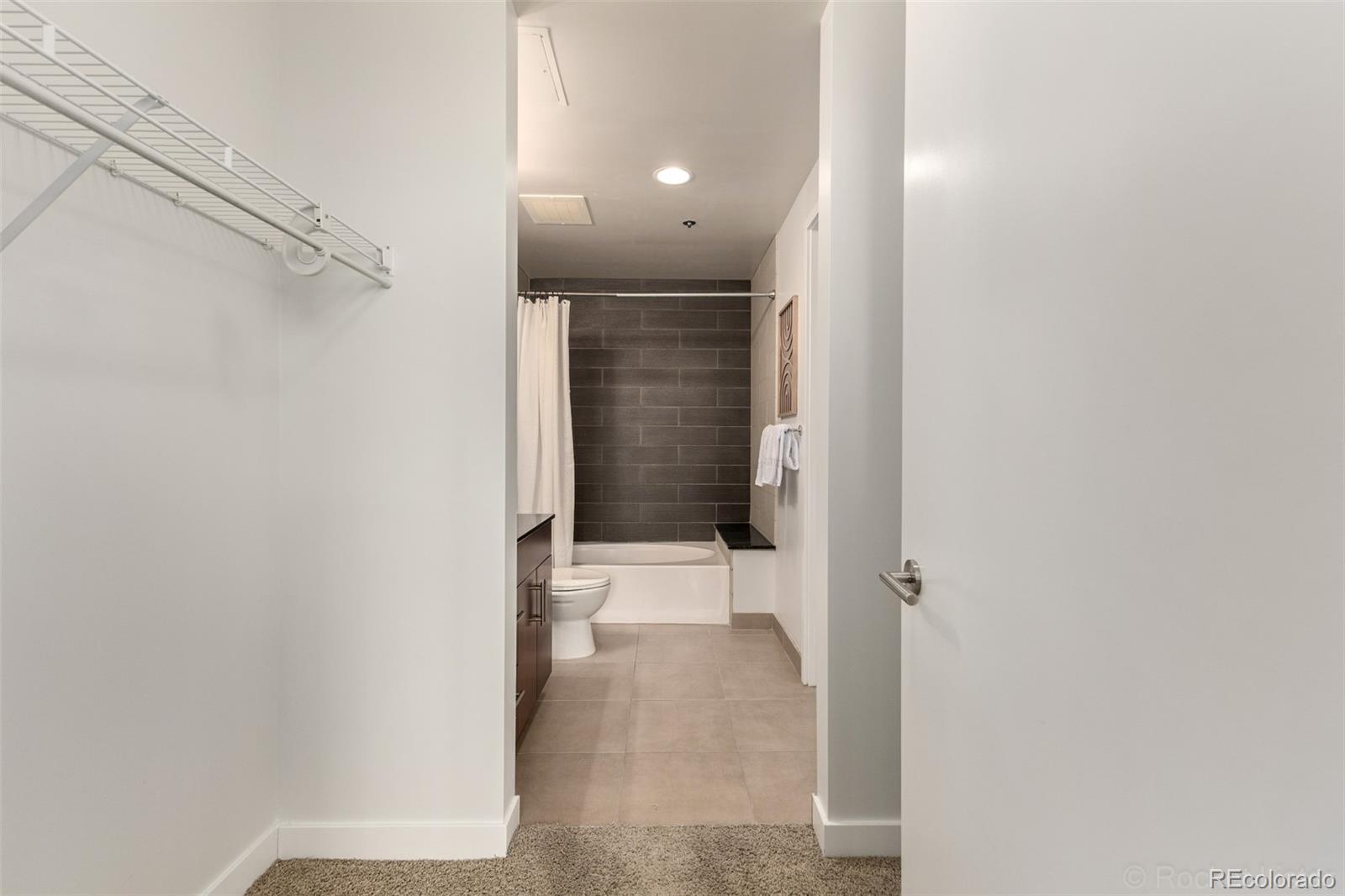 MLS Image #17 for 891  14th street 1707,denver, Colorado